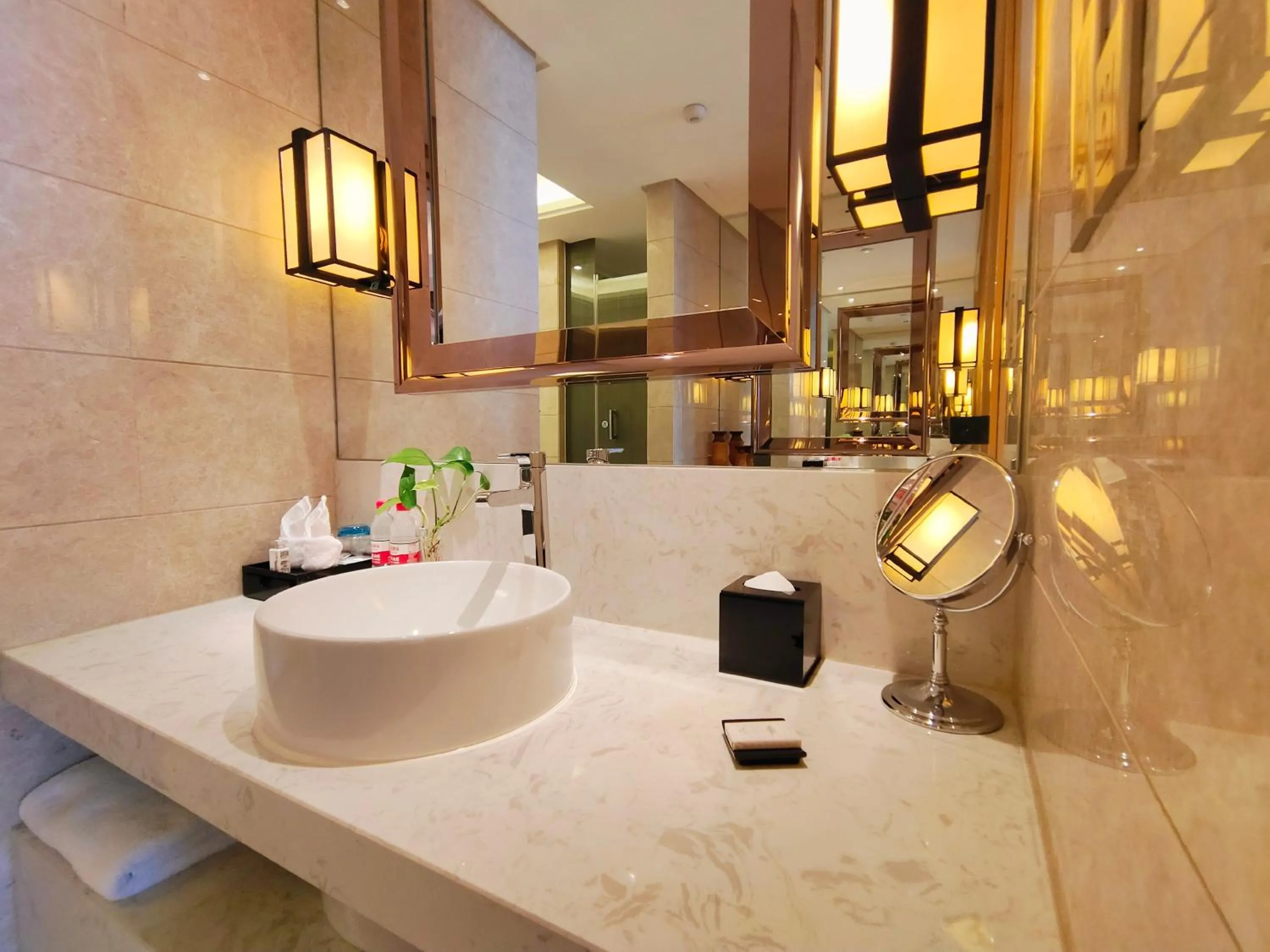 Yangzhong Firth Jinling Grand Hotel