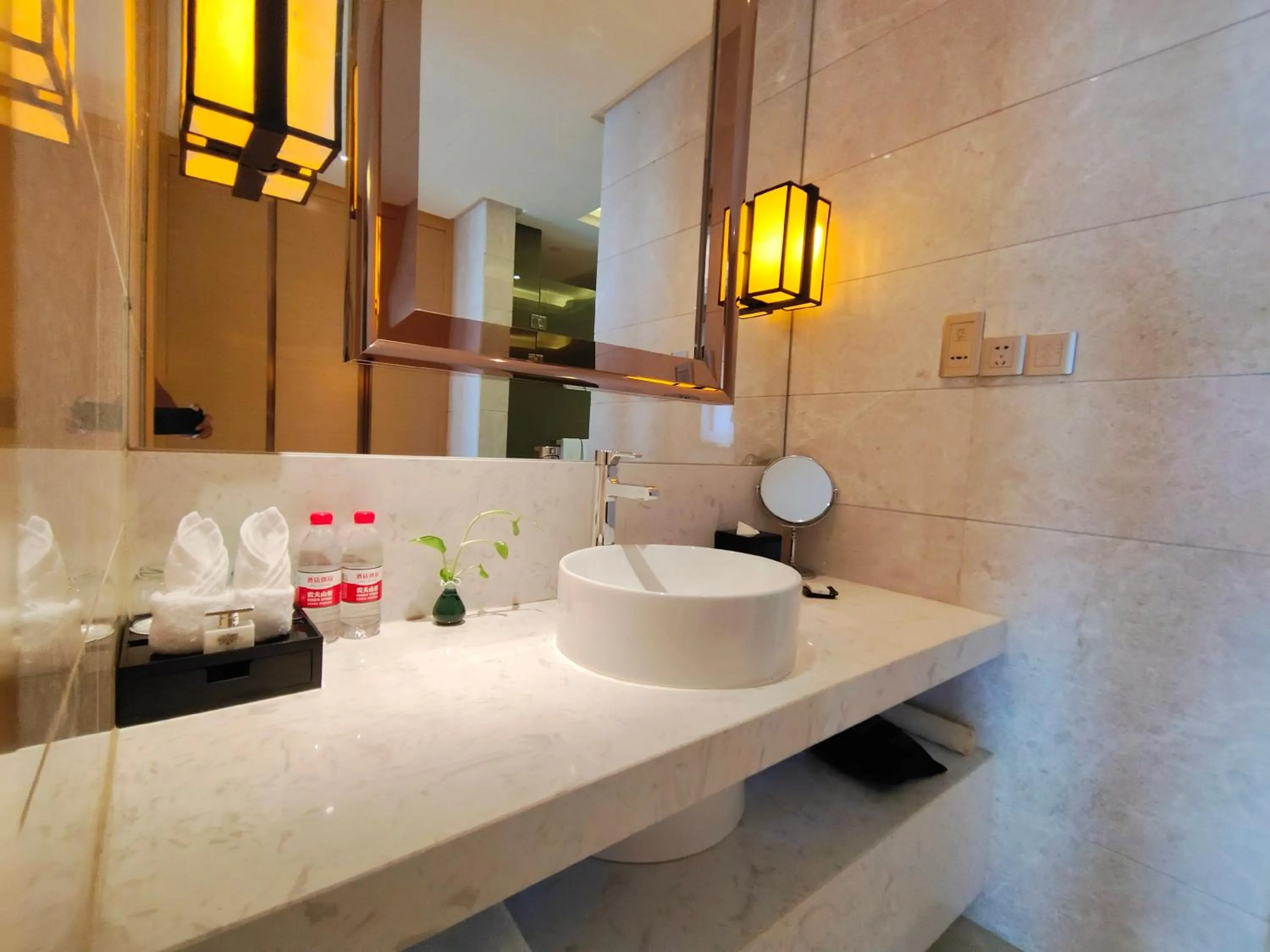 Yangzhong Firth Jinling Grand Hotel