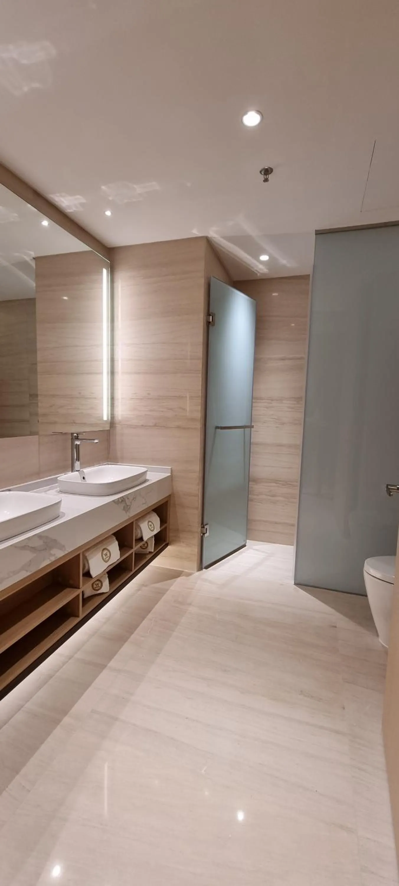 Bathroom in Won Majestic Hotel Cambodia