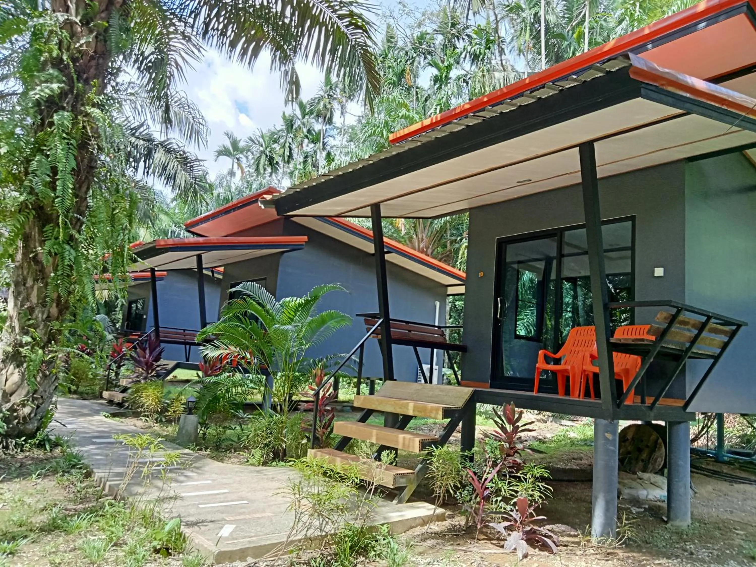 Khao Sok Palm Garden Resort