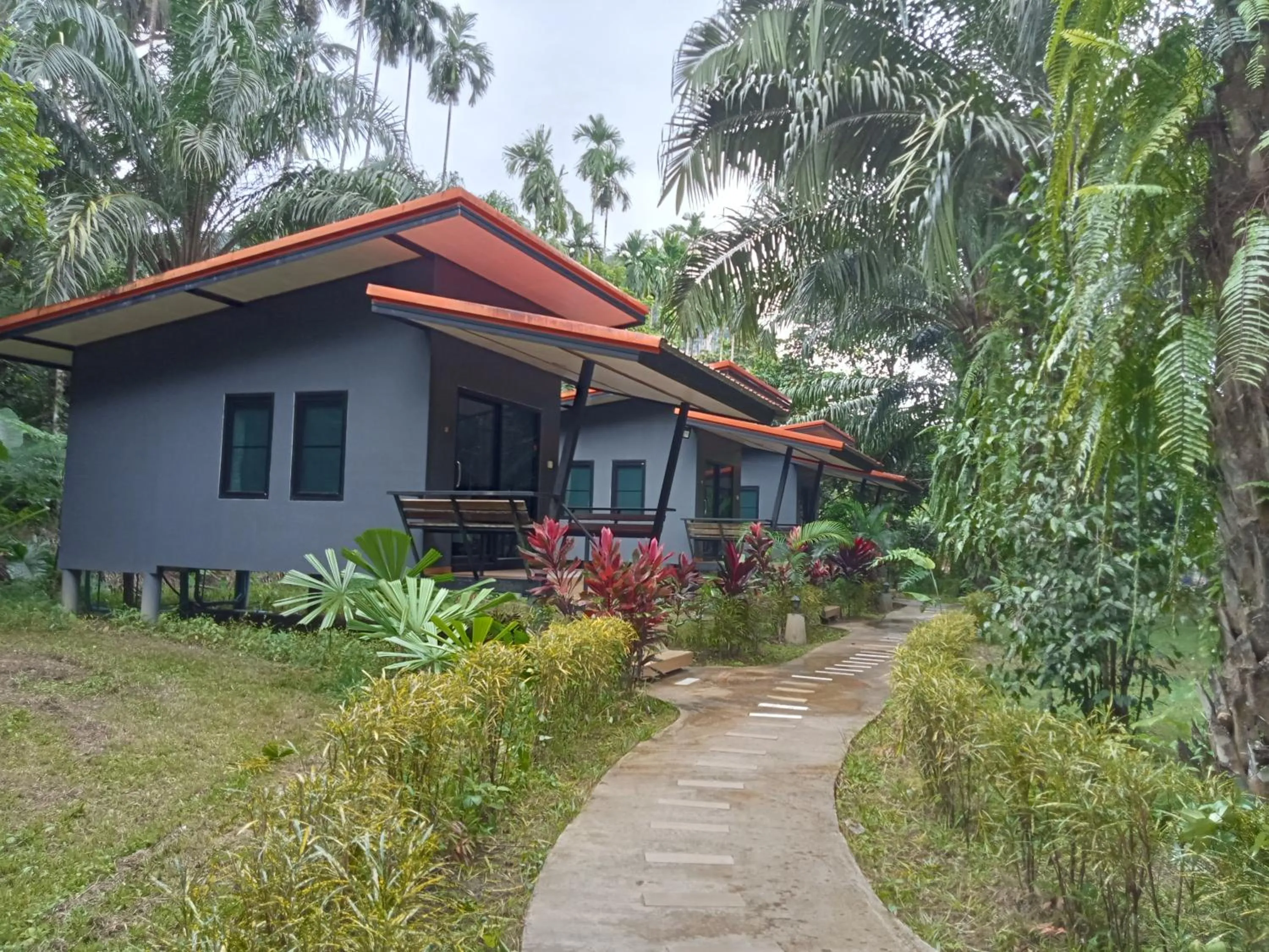 Khao Sok Palm Garden Resort