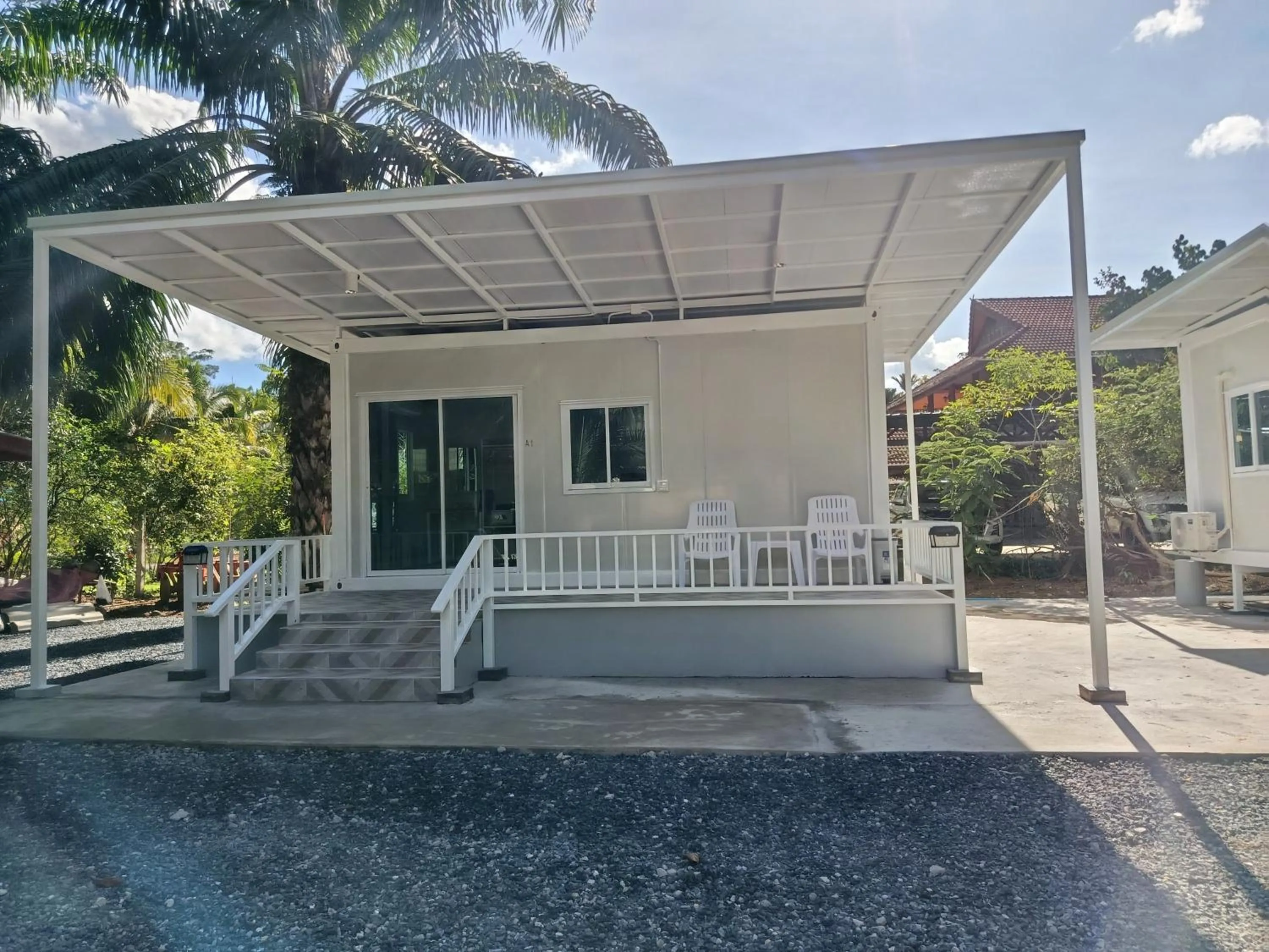 Property building in Khao Sok Palm Garden Resort