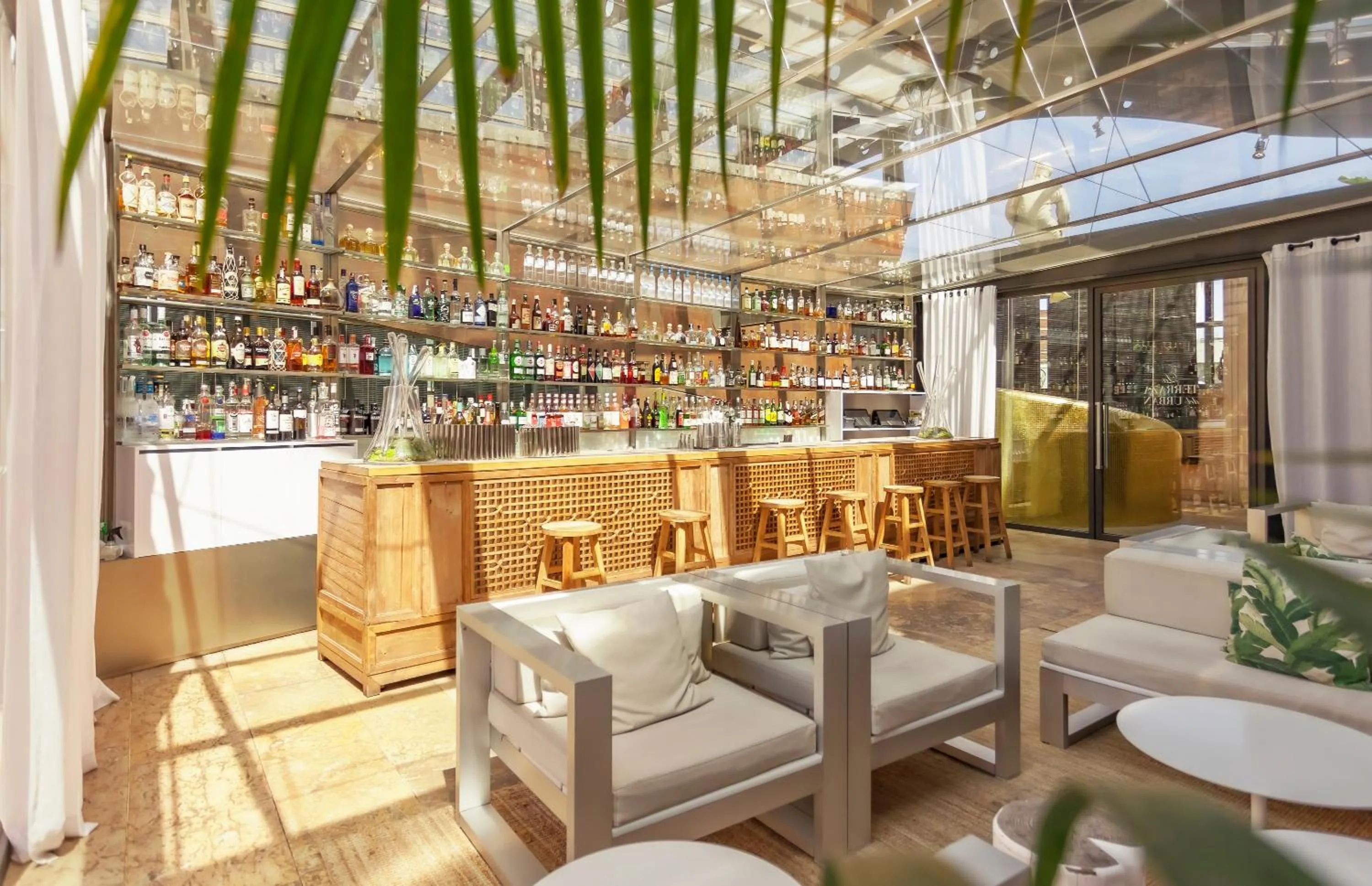 Lounge or bar in Hotel Urban, a Small Luxury Hotel of the World