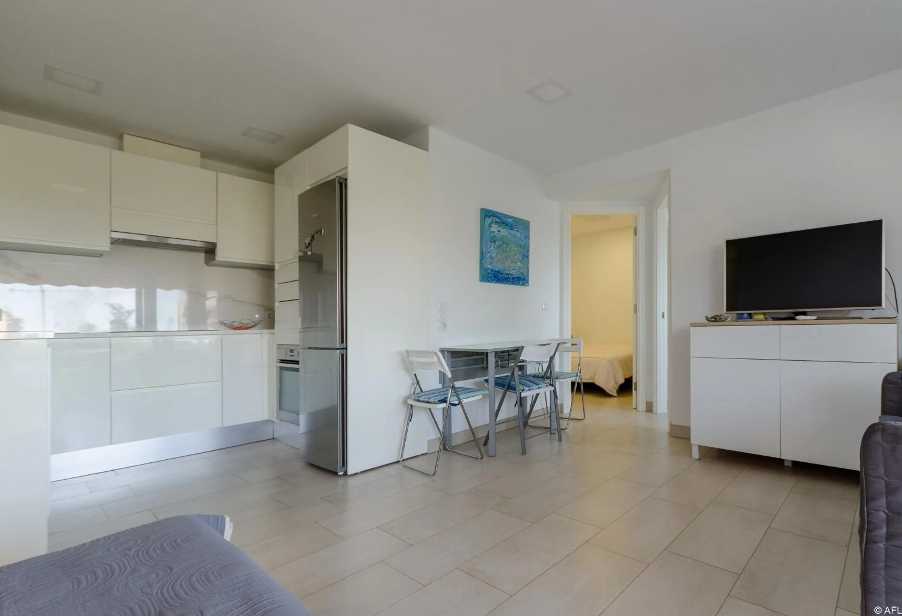 TV and multimedia in Holiday apartment with direct sea promenade access