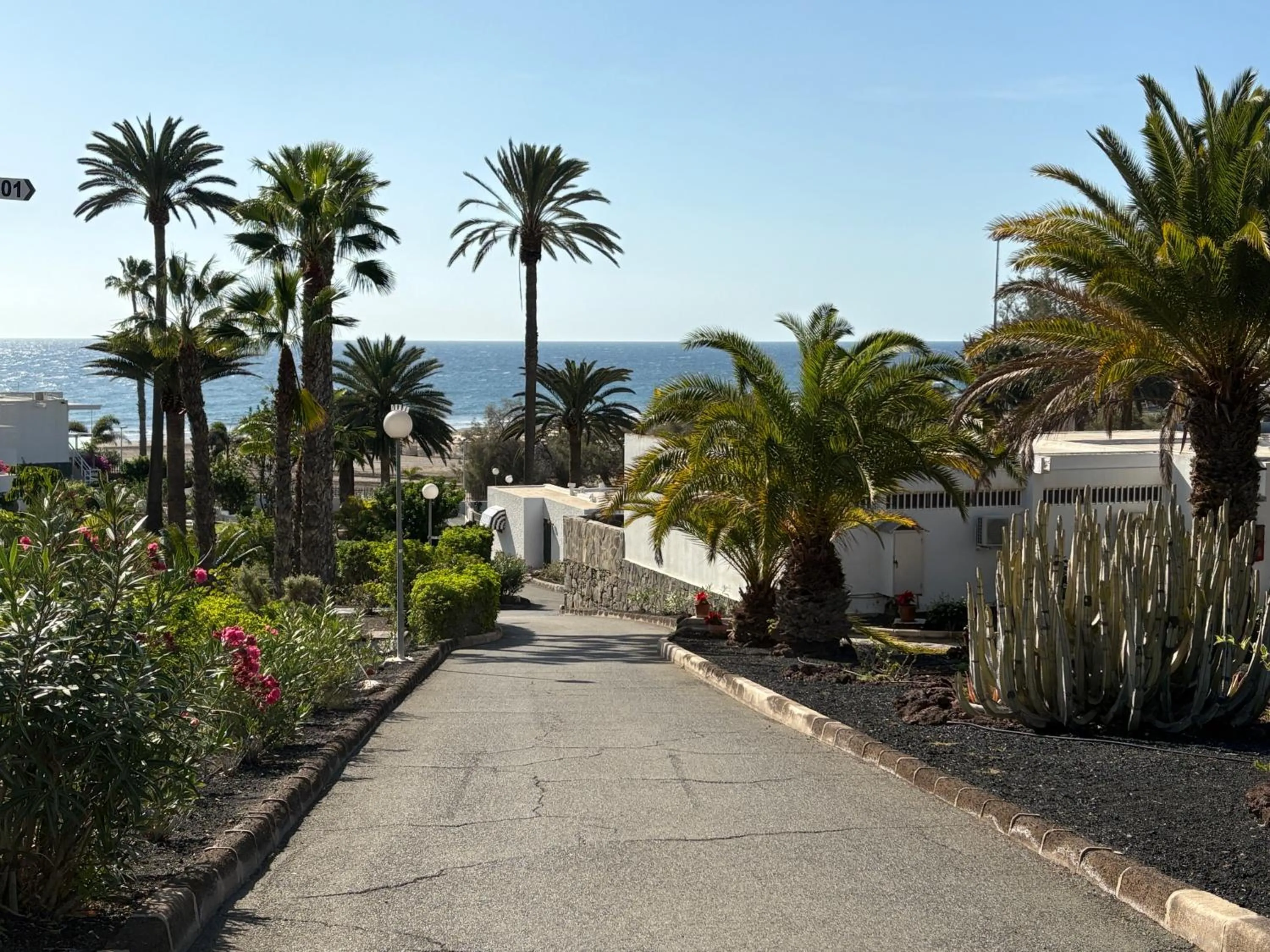 Beach in Holiday apartment with direct sea promenade access