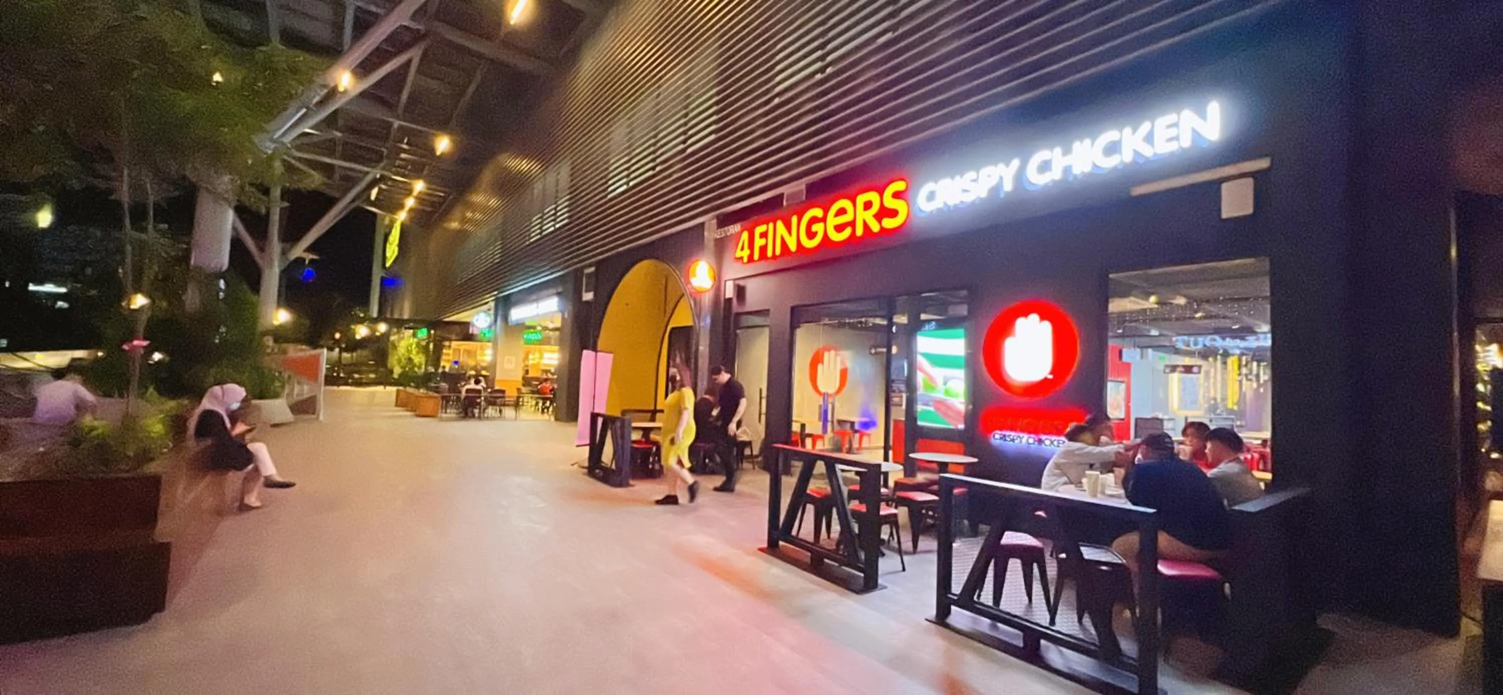 Restaurant/places to eat in Haiya homestay Imago Shopping Mall 海雅民宿Imago购物 广场