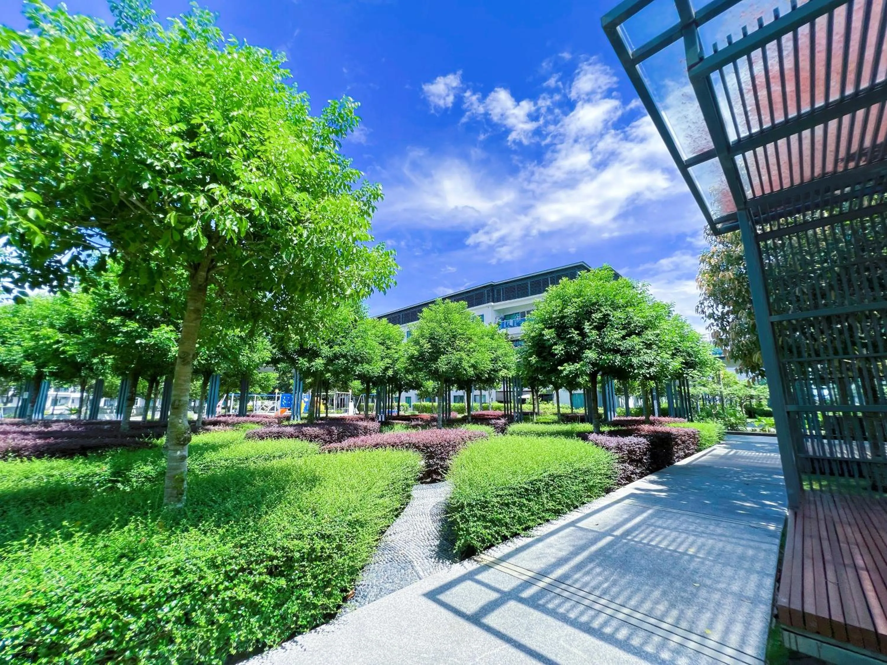 Garden in Haiya homestay Imago Shopping Mall 海雅民宿Imago购物 广场