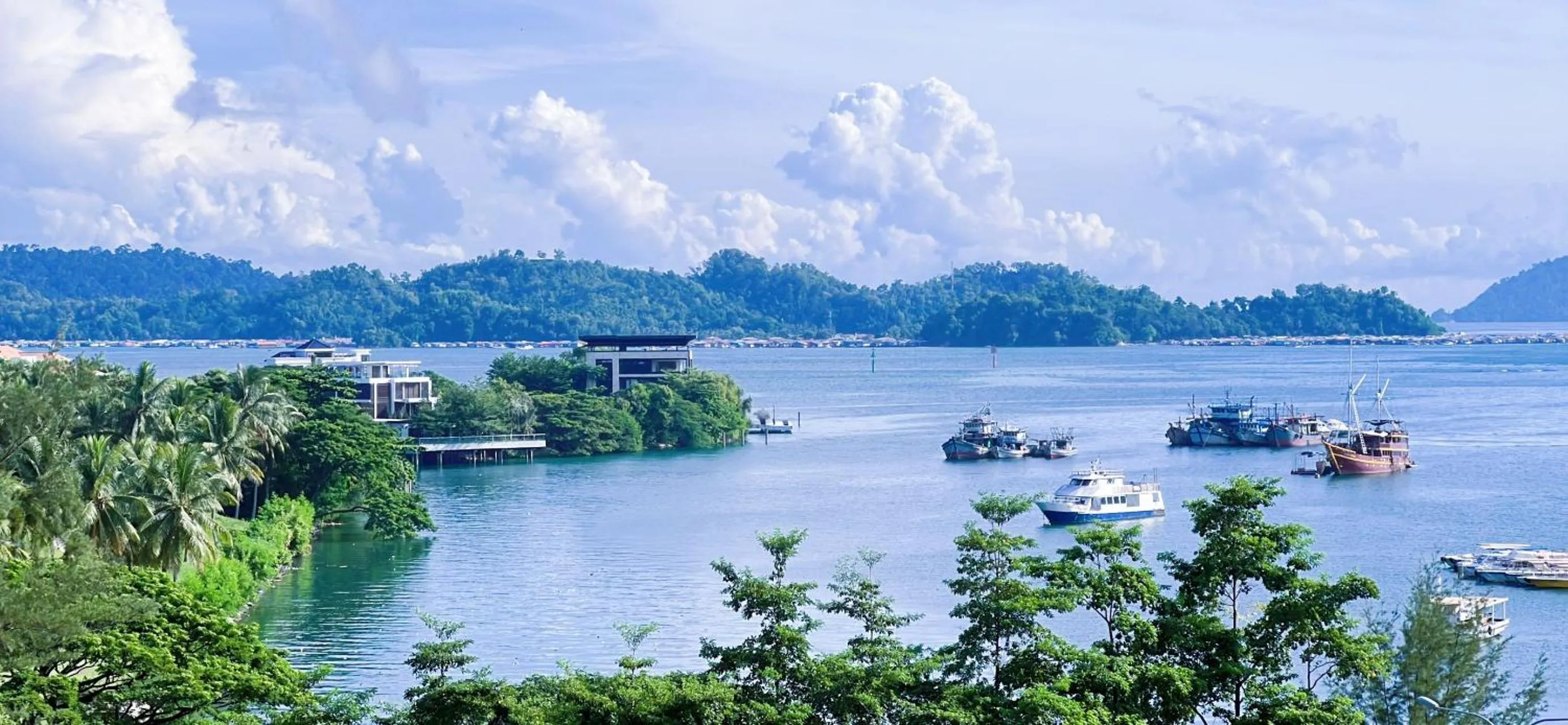 Sea view in Haiya homestay Imago Shopping Mall 海雅民宿Imago购物 广场