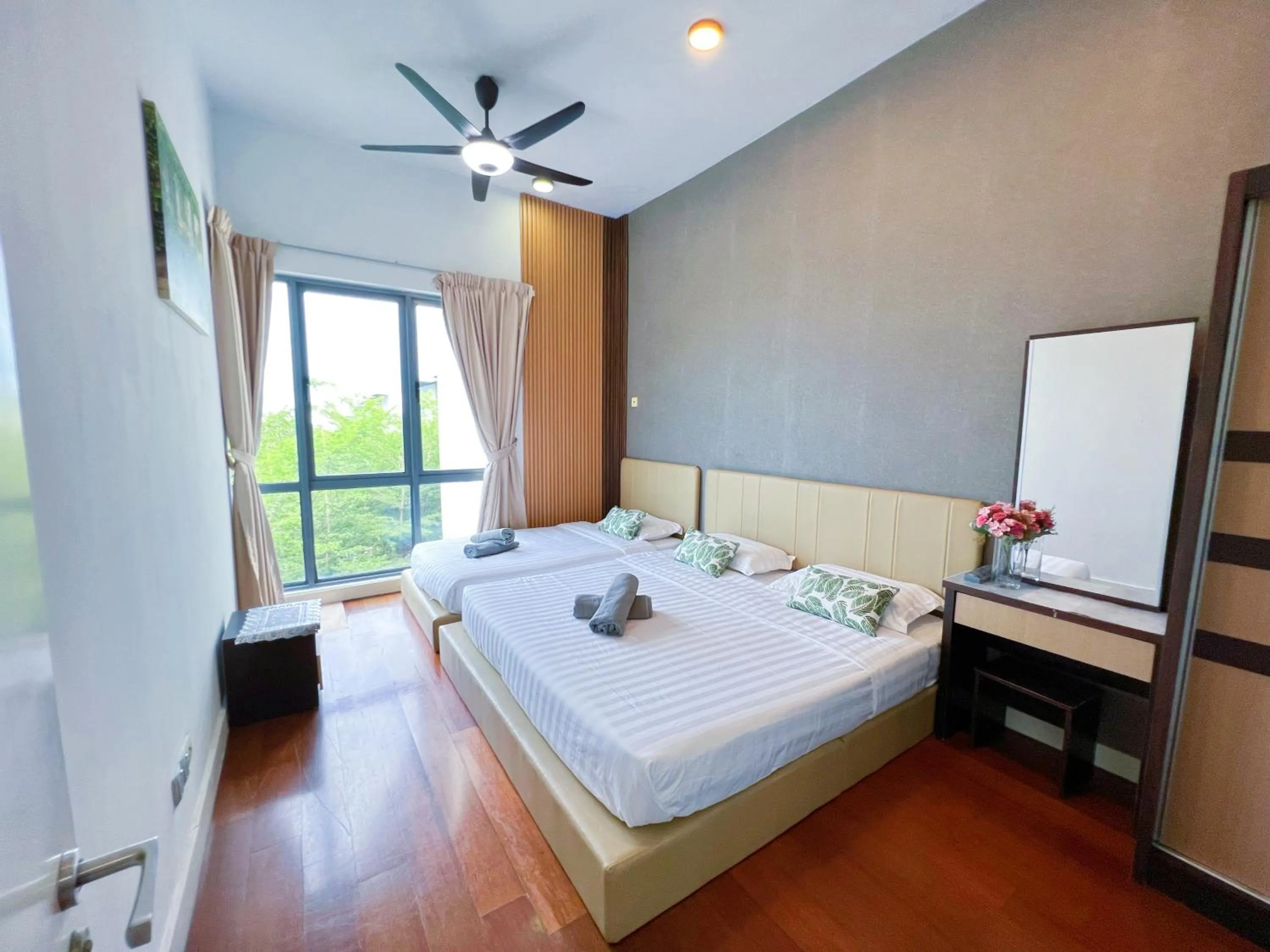 Bed in Haiya homestay Imago Shopping Mall 海雅民宿Imago购物 广场