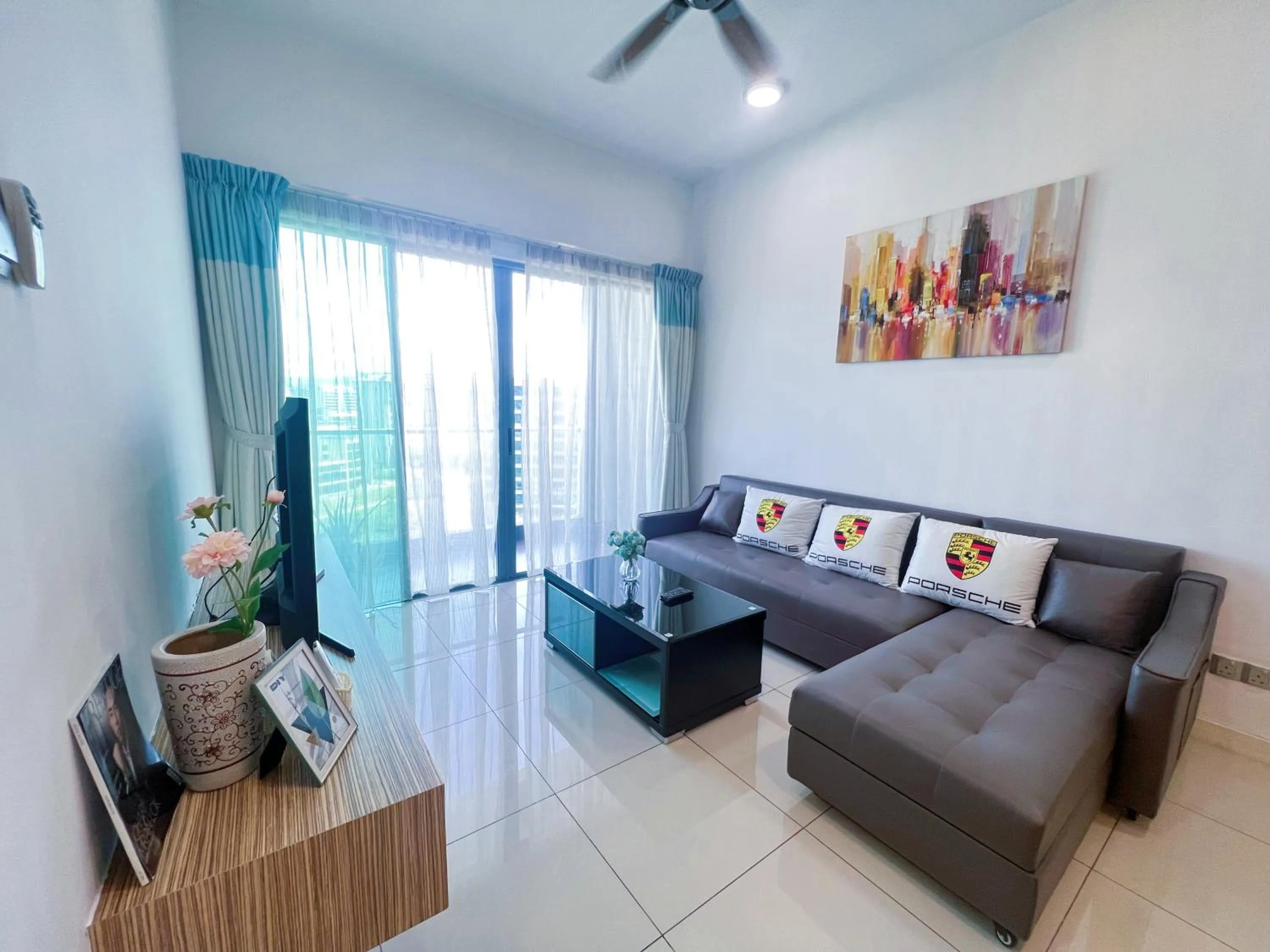 Living room in Haiya homestay Imago Shopping Mall 海雅民宿Imago购物 广场