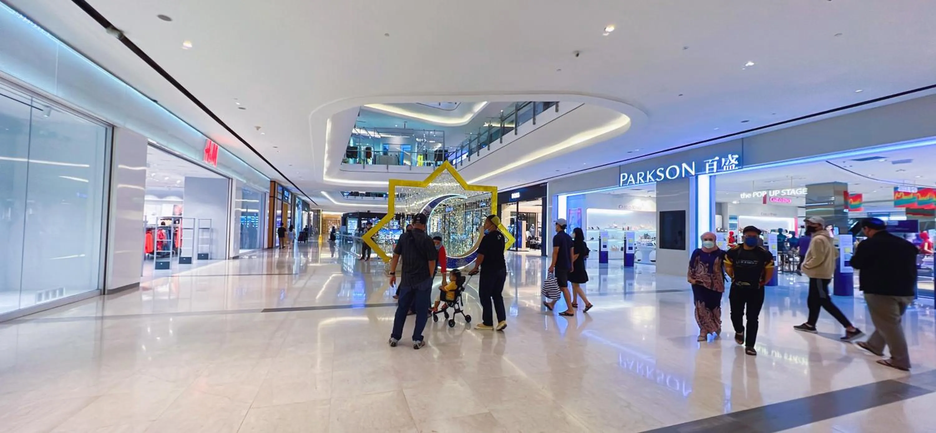 Shopping Area in Haiya homestay Imago Shopping Mall 海雅民宿Imago购物 广场