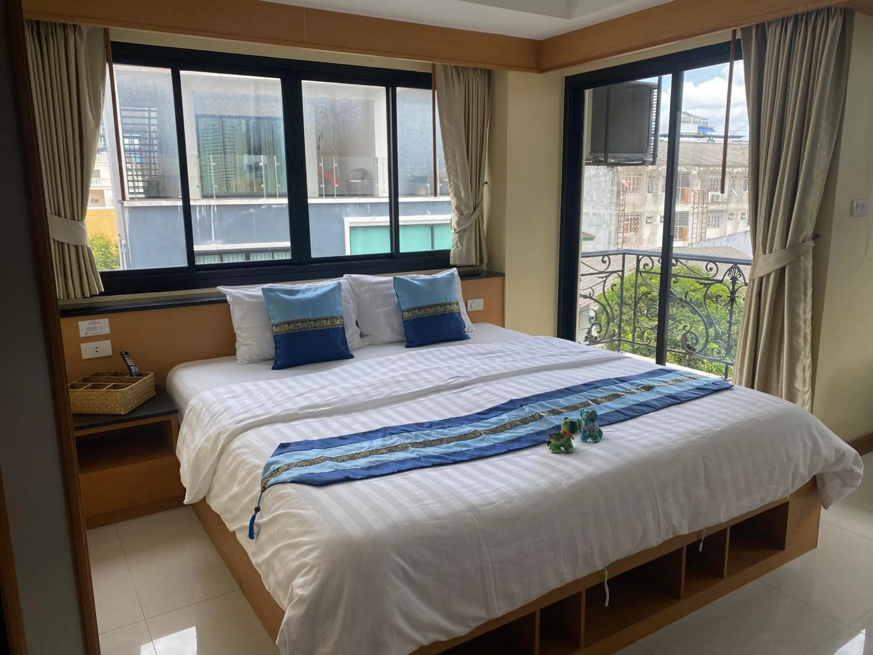 Bed in L18 residence แอลสิบแปด เรสซิเดนซ์