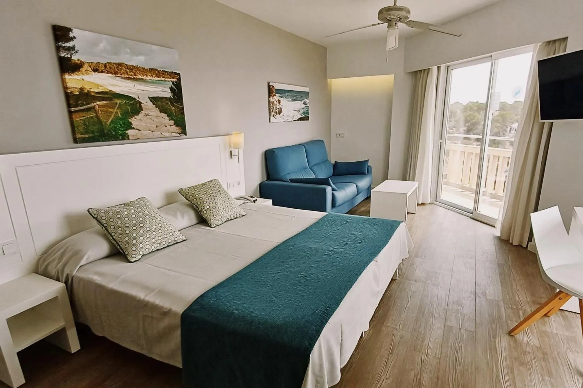 Bedroom, Bed in Hotel Pinos Playa