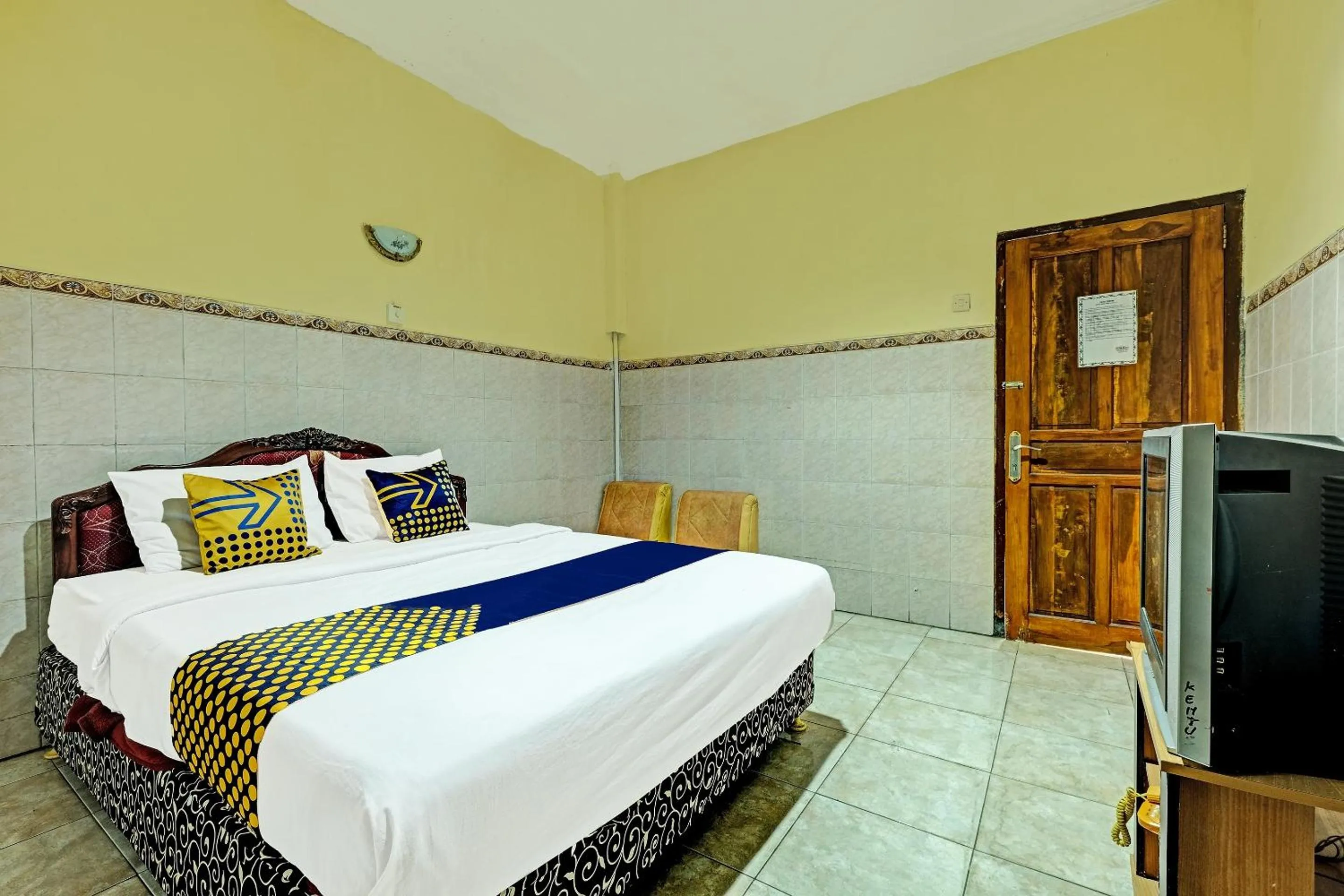 Bedroom, Bed in OYO Life 91677 Hotel Citra Dewi 3