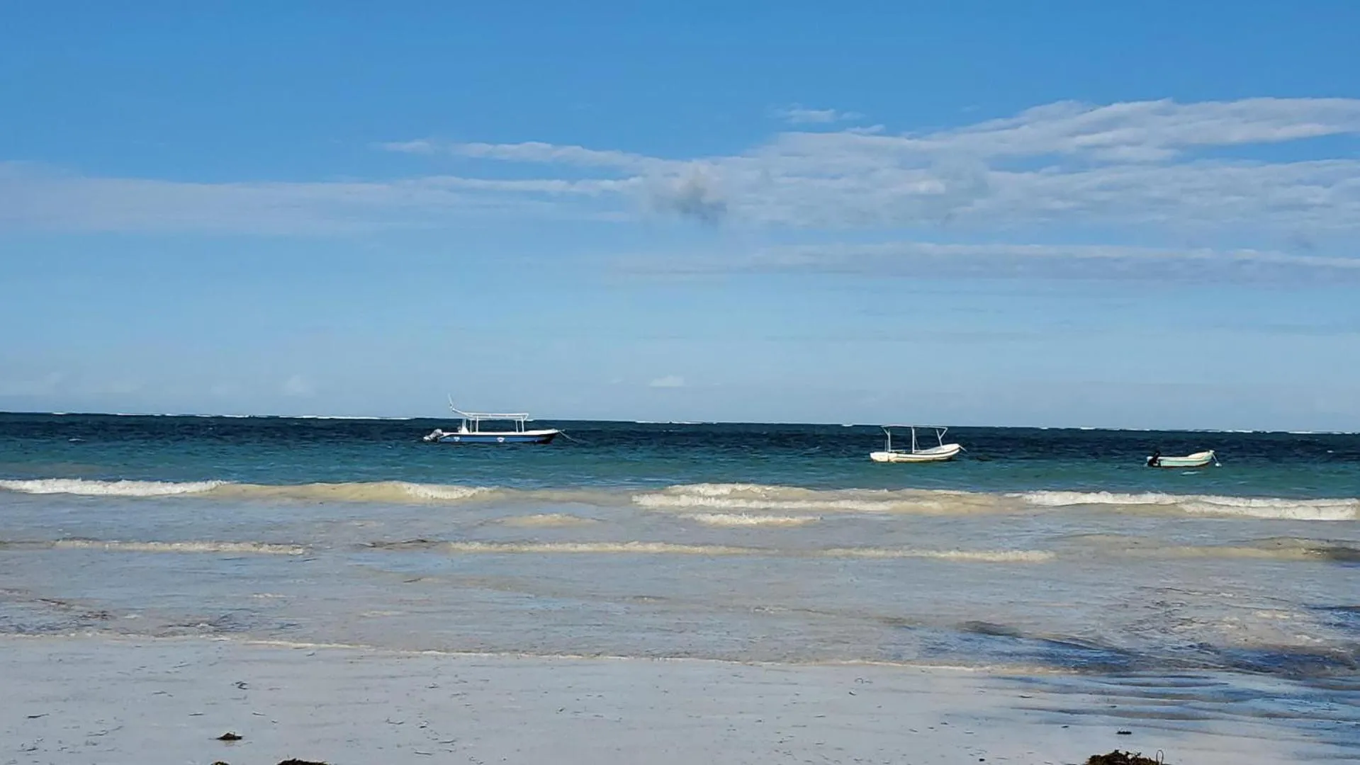 Natural landscape in 1 Bed Villa - Sleeps 2 - Smoking - Parking - Wifi