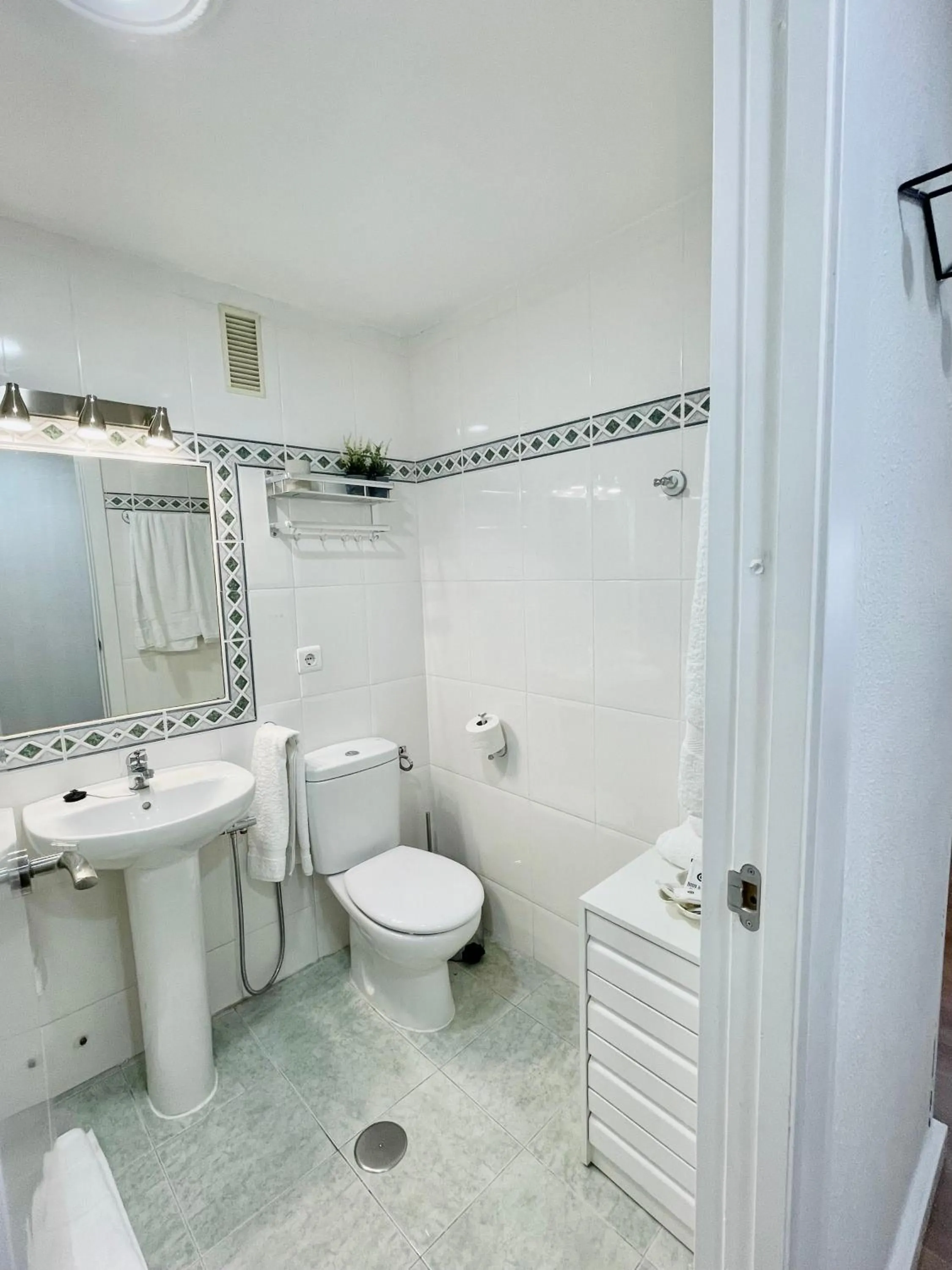 Bathroom in Home Triana