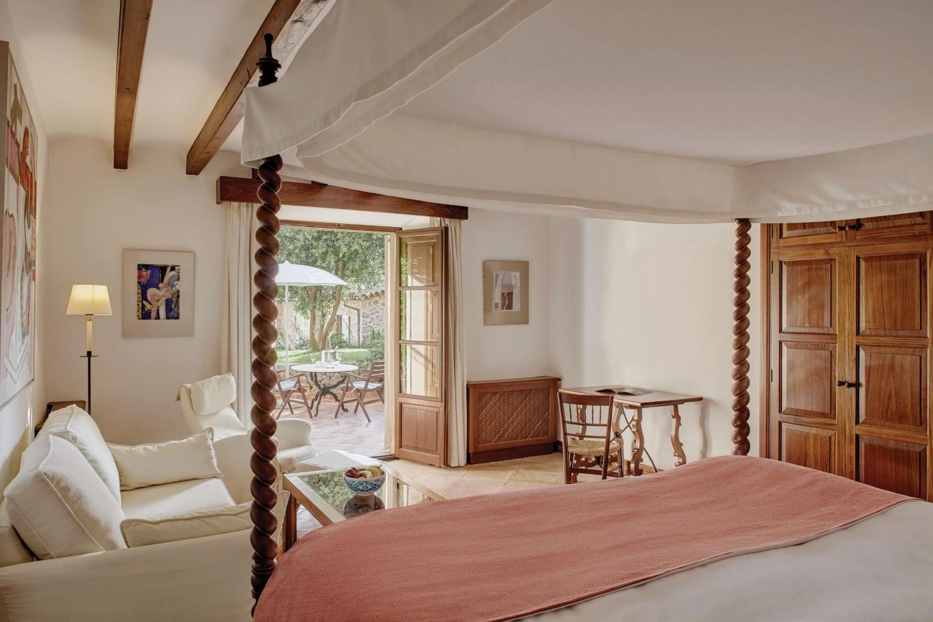 Bedroom, Bed in La Residencia, A Belmond Hotel, Mallorca