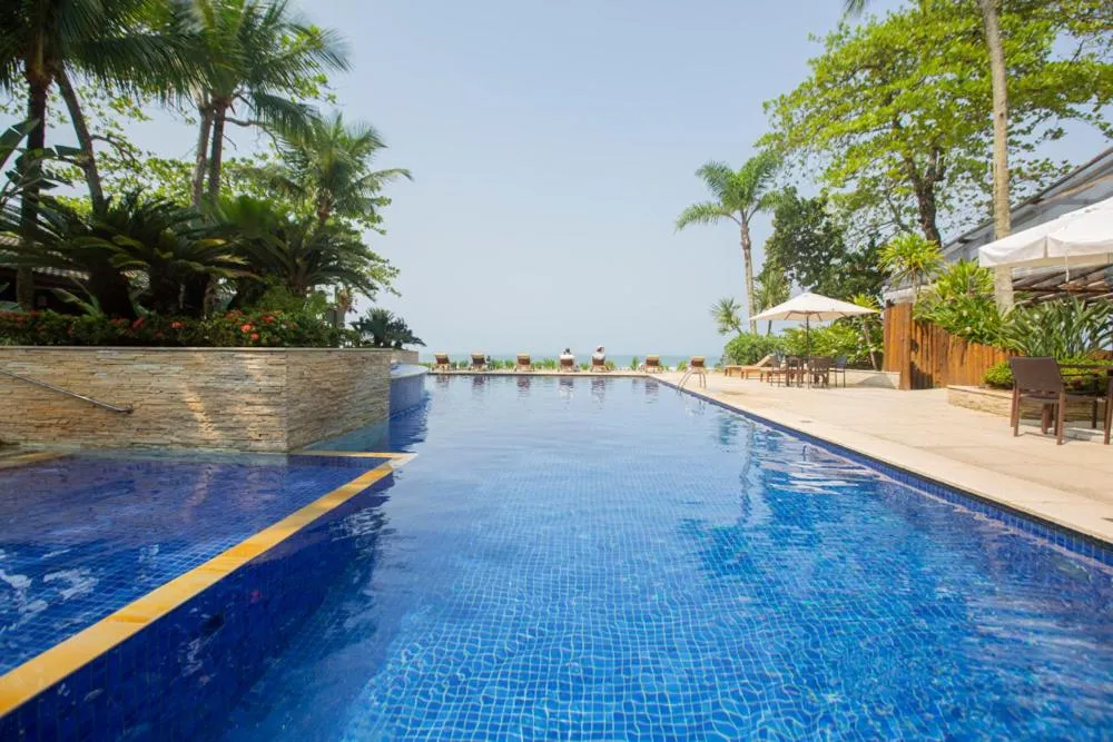 Swimming pool in Juquehy Praia Hotel
