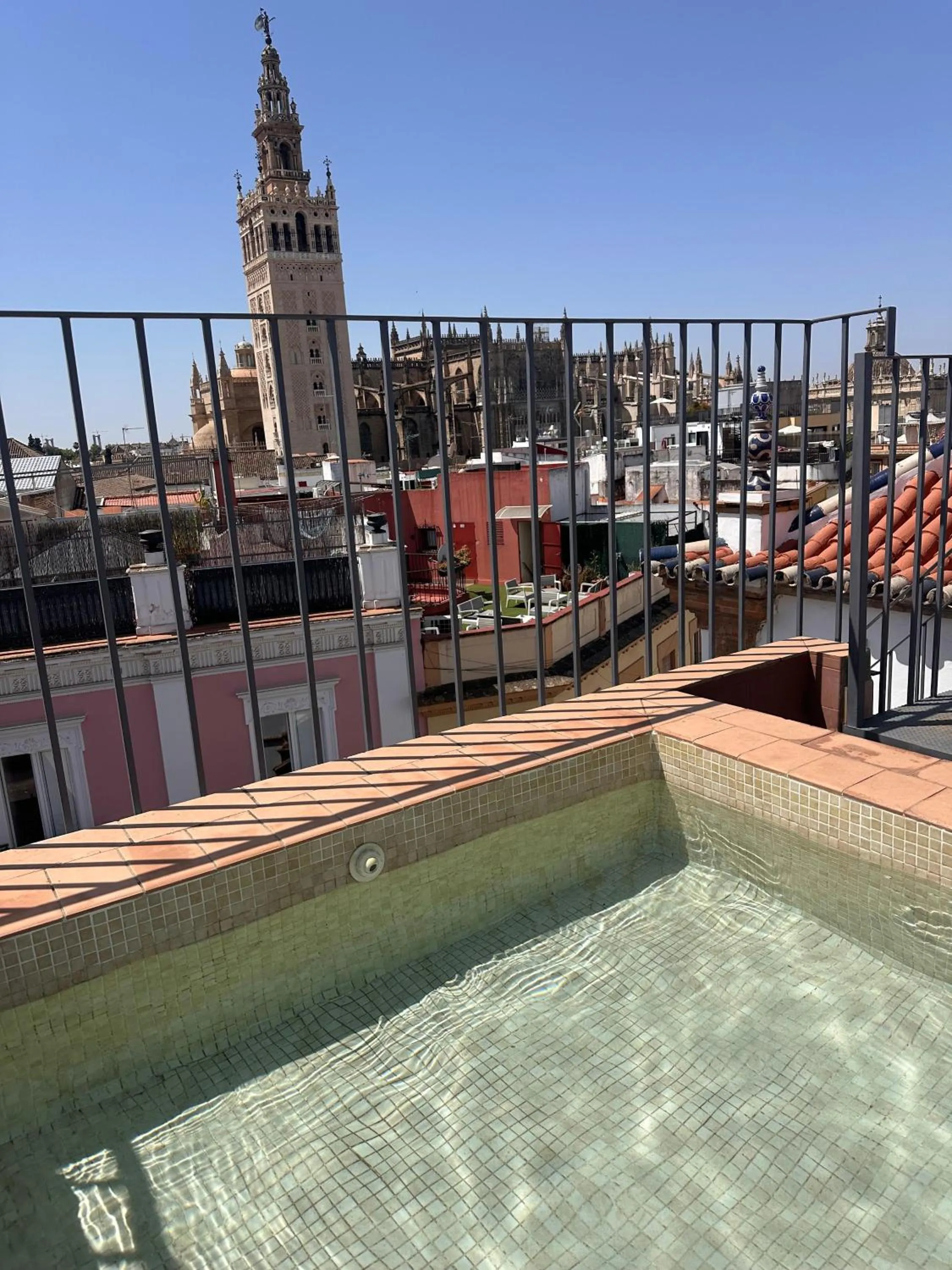 City view in Casa del Gobernador by Época Suites