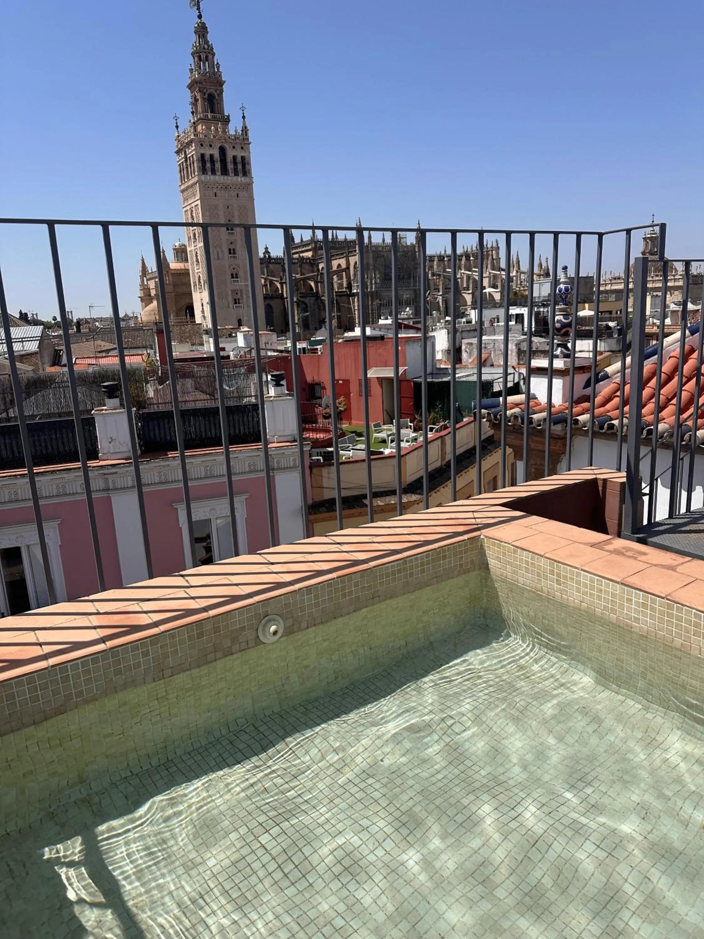City view in Casa del Gobernador by Época Suites