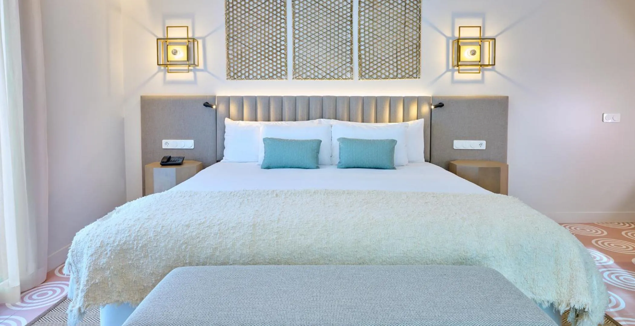 Bed in Boutique Hotel Luna Granada Centro