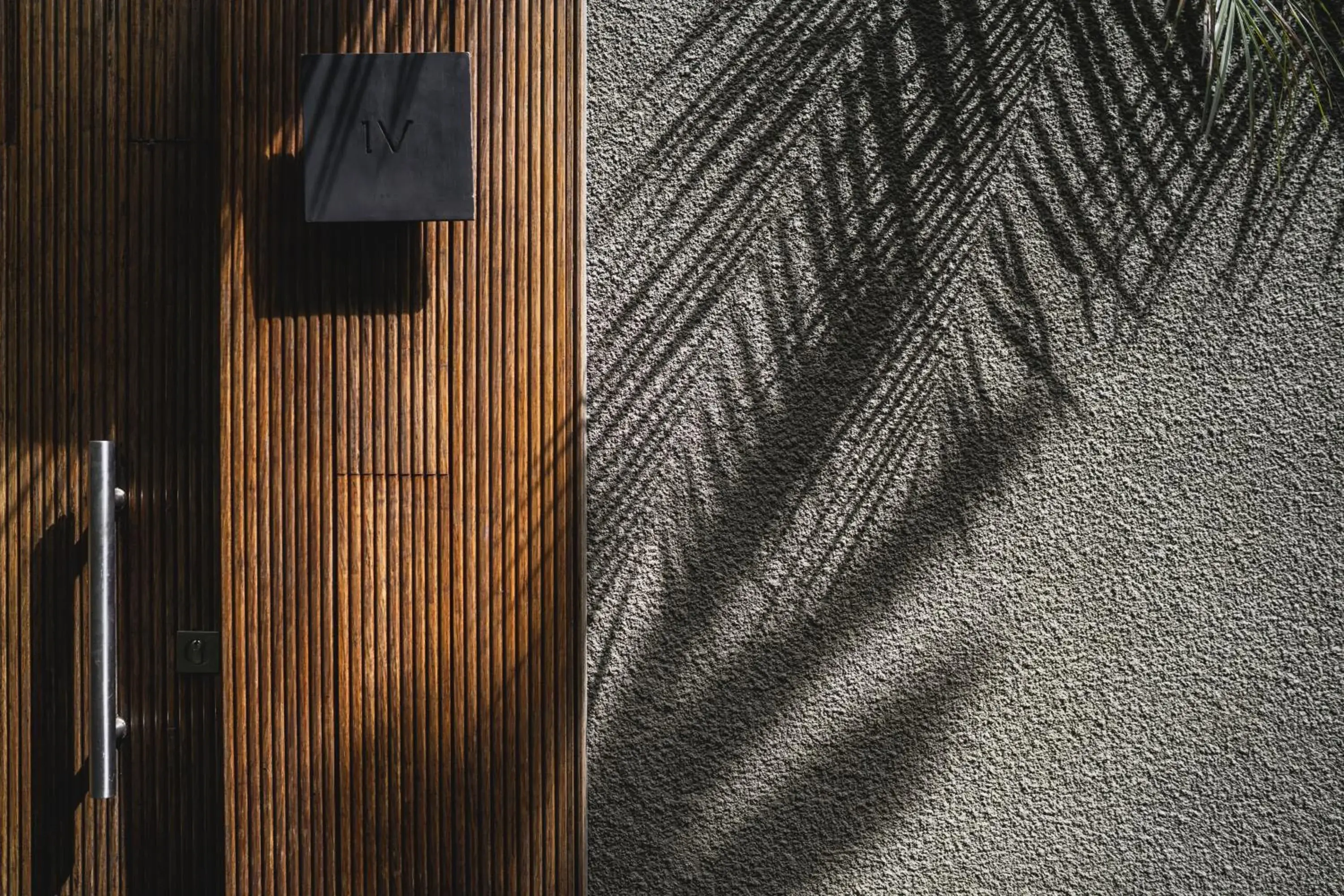 Facade/entrance in iVilla by Ekosistem Facade/entrance in iVilla by Ekosistem