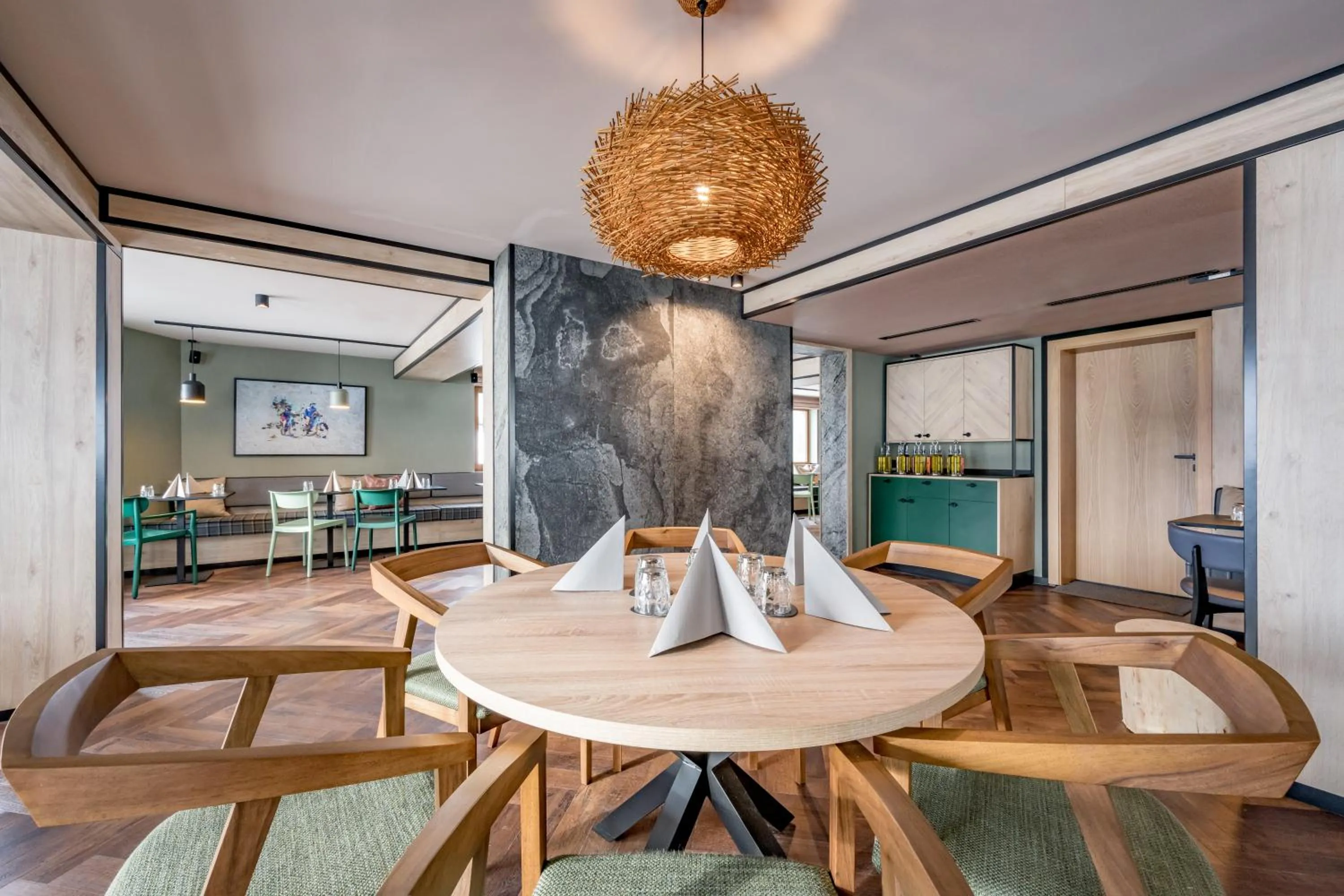 Restaurant/places to eat in The Moss - Your unique hideaway