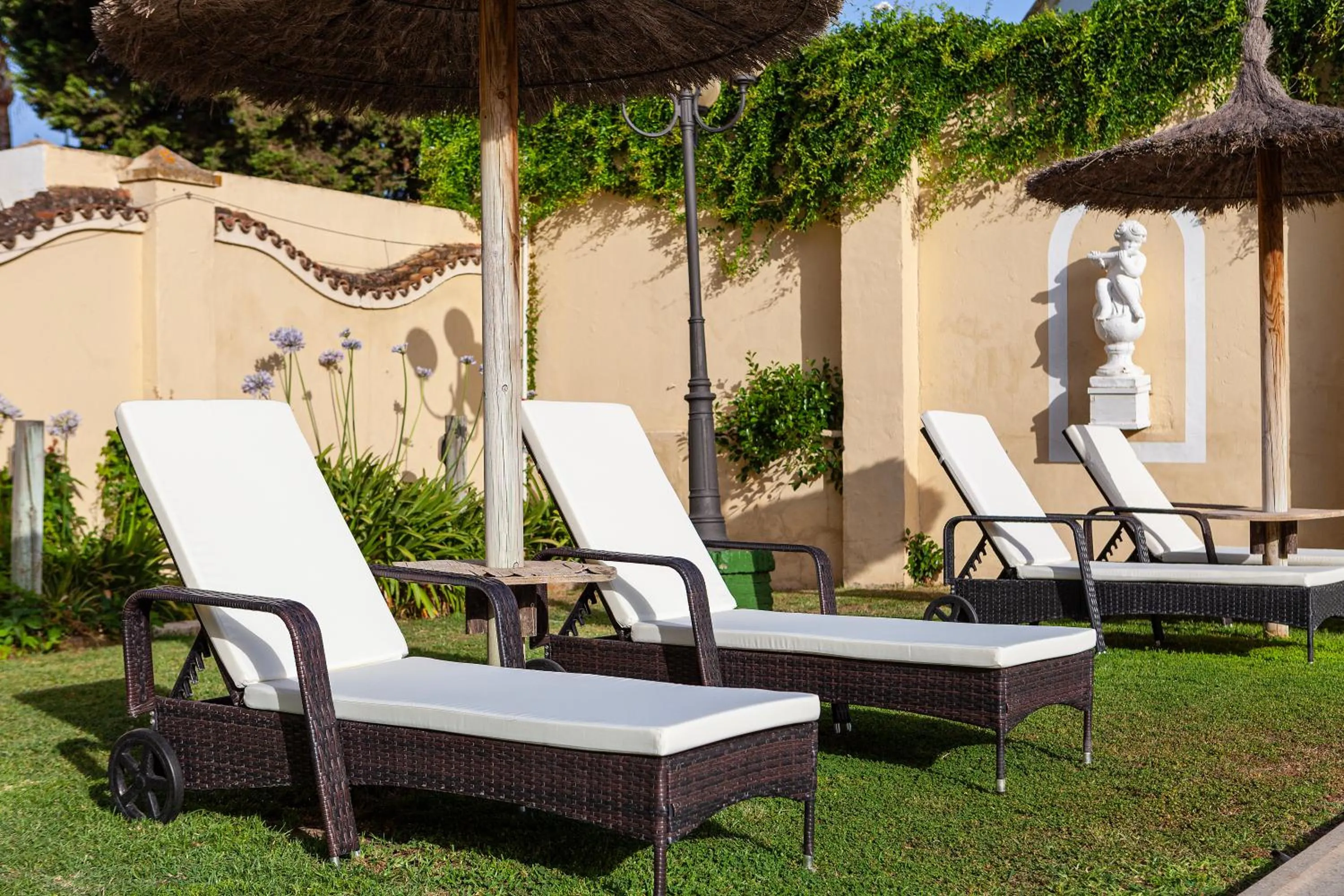 Swimming pool in Villa Jerez