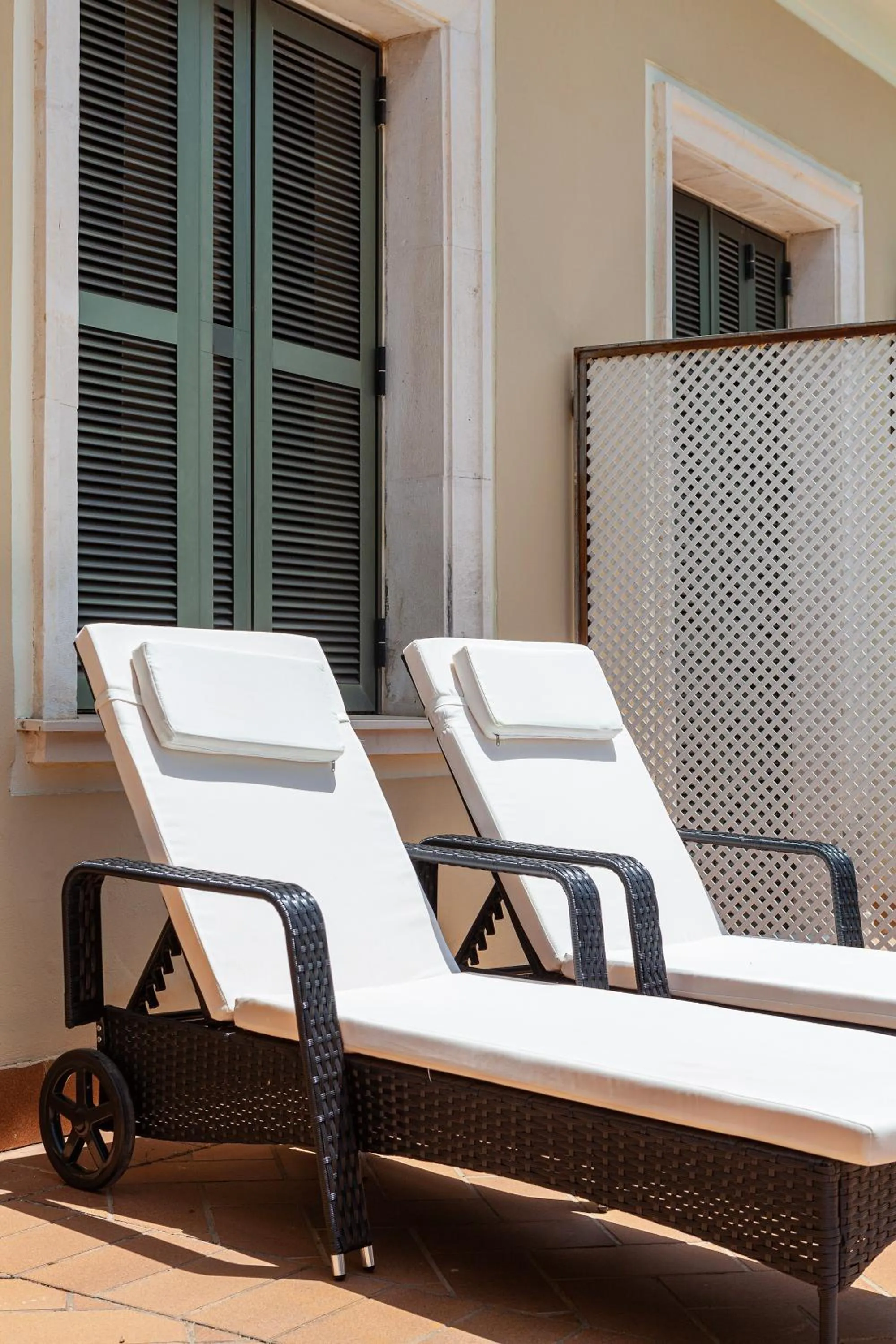 sunbed in Villa Jerez