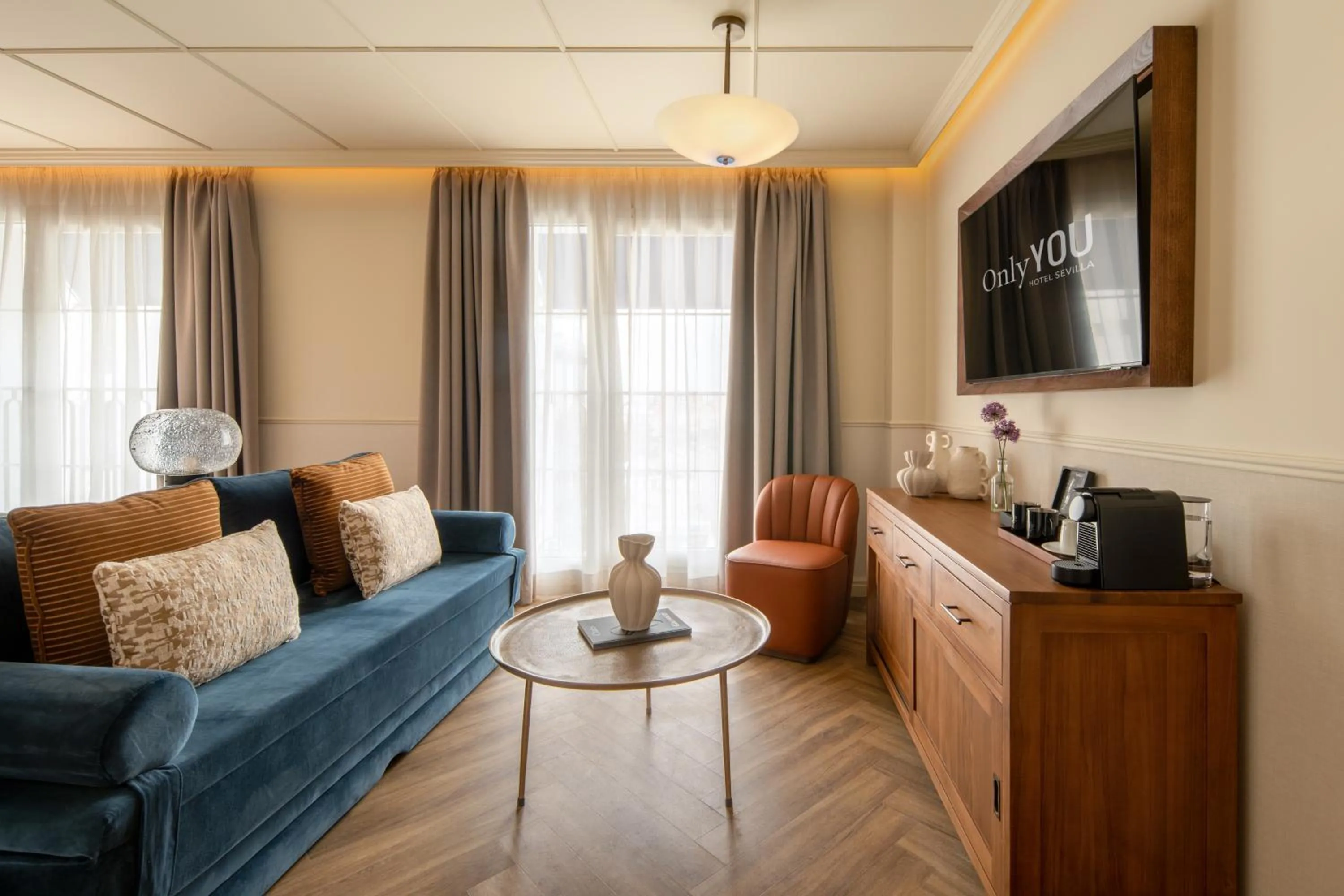 TV and multimedia in Only YOU Hotel Sevilla