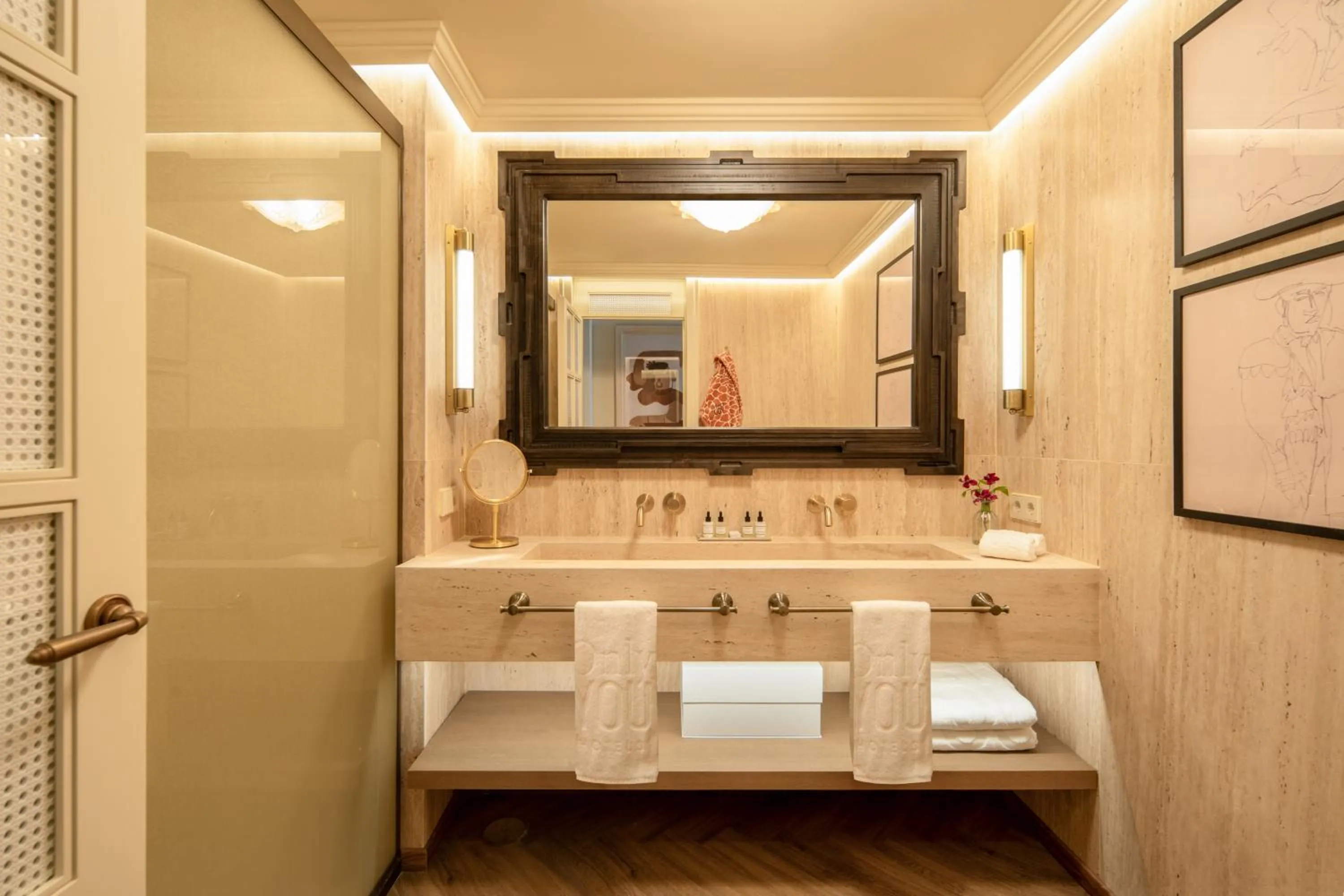 Shower, Bathroom in Ayre Hotel Sevilla