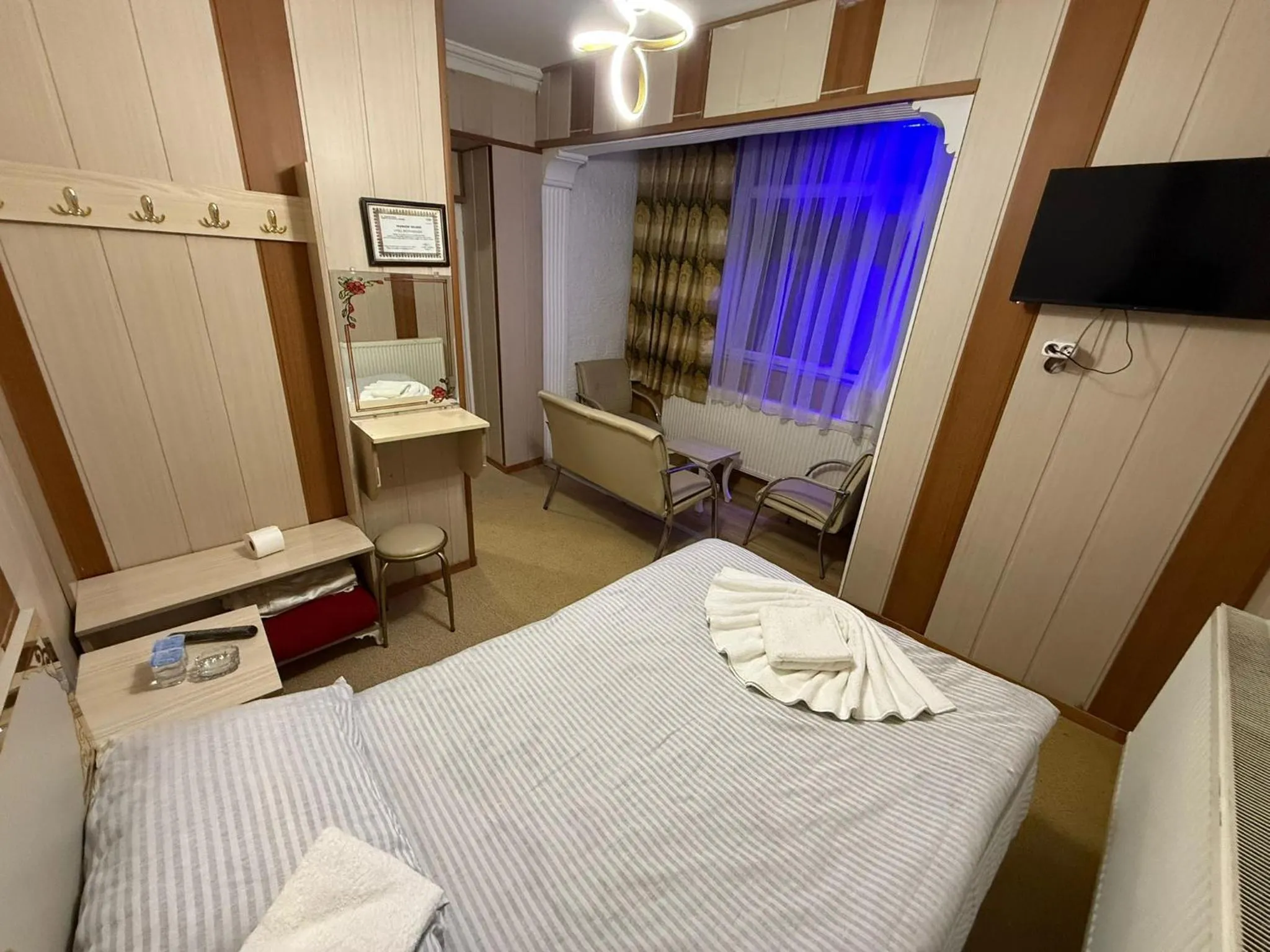 Bed in Otel Büyük Doğu