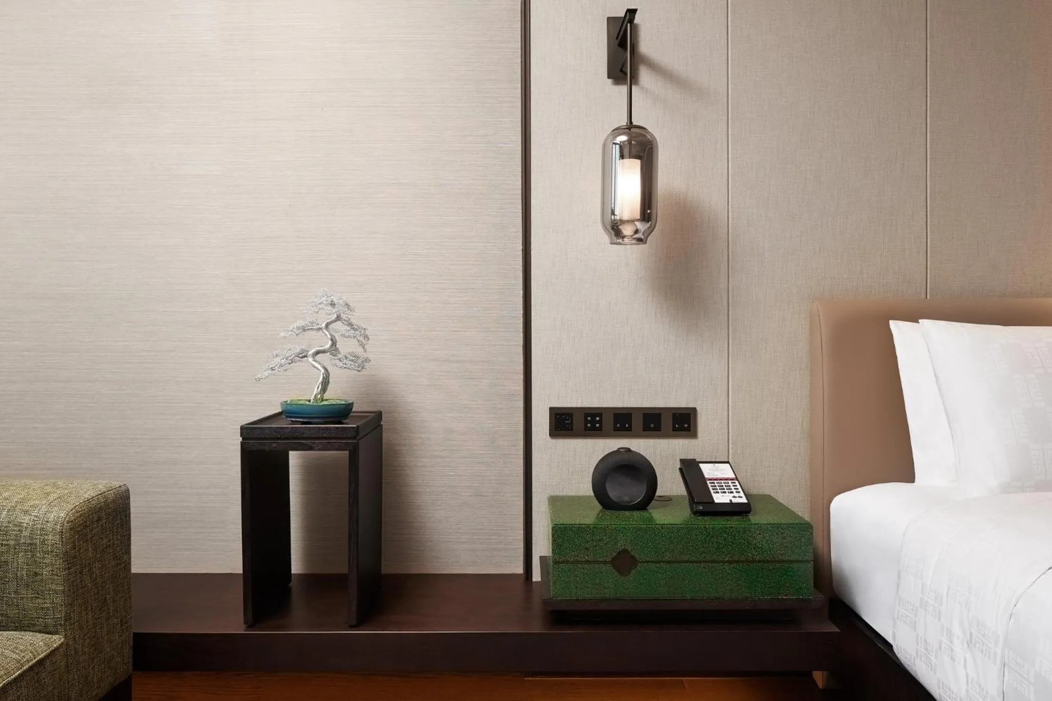 Photo of the whole room, Bed in HUALUXE Kunshan Huaqiao by IHG - F1 Racing Preferred Hotel