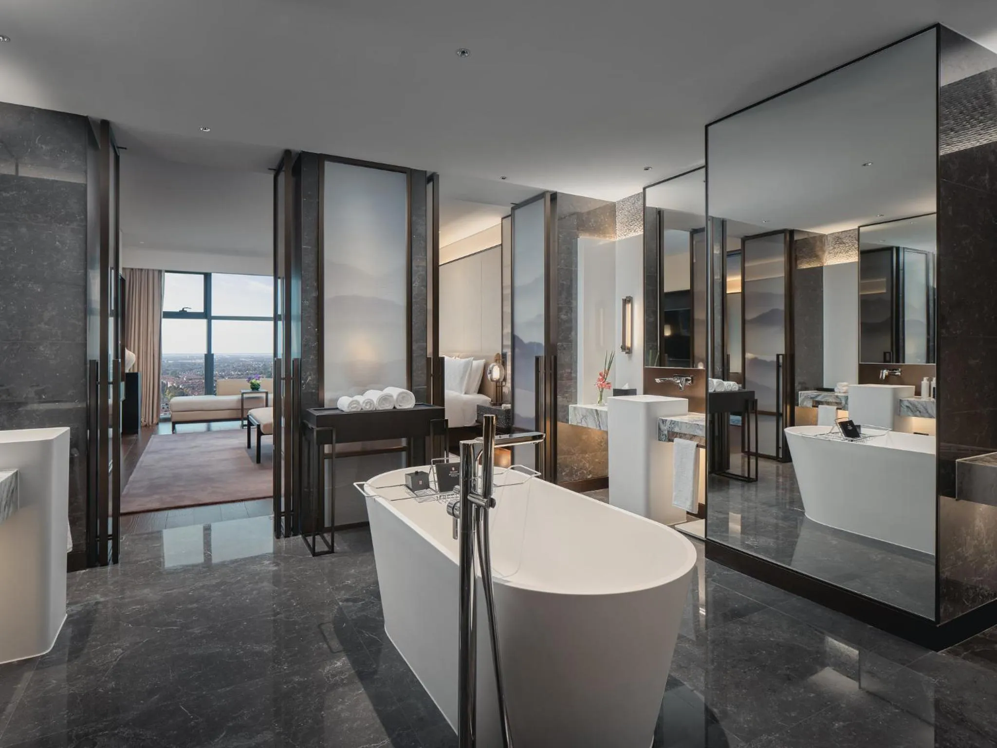 Bathroom in HUALUXE Kunshan Huaqiao, an IHG Hotel