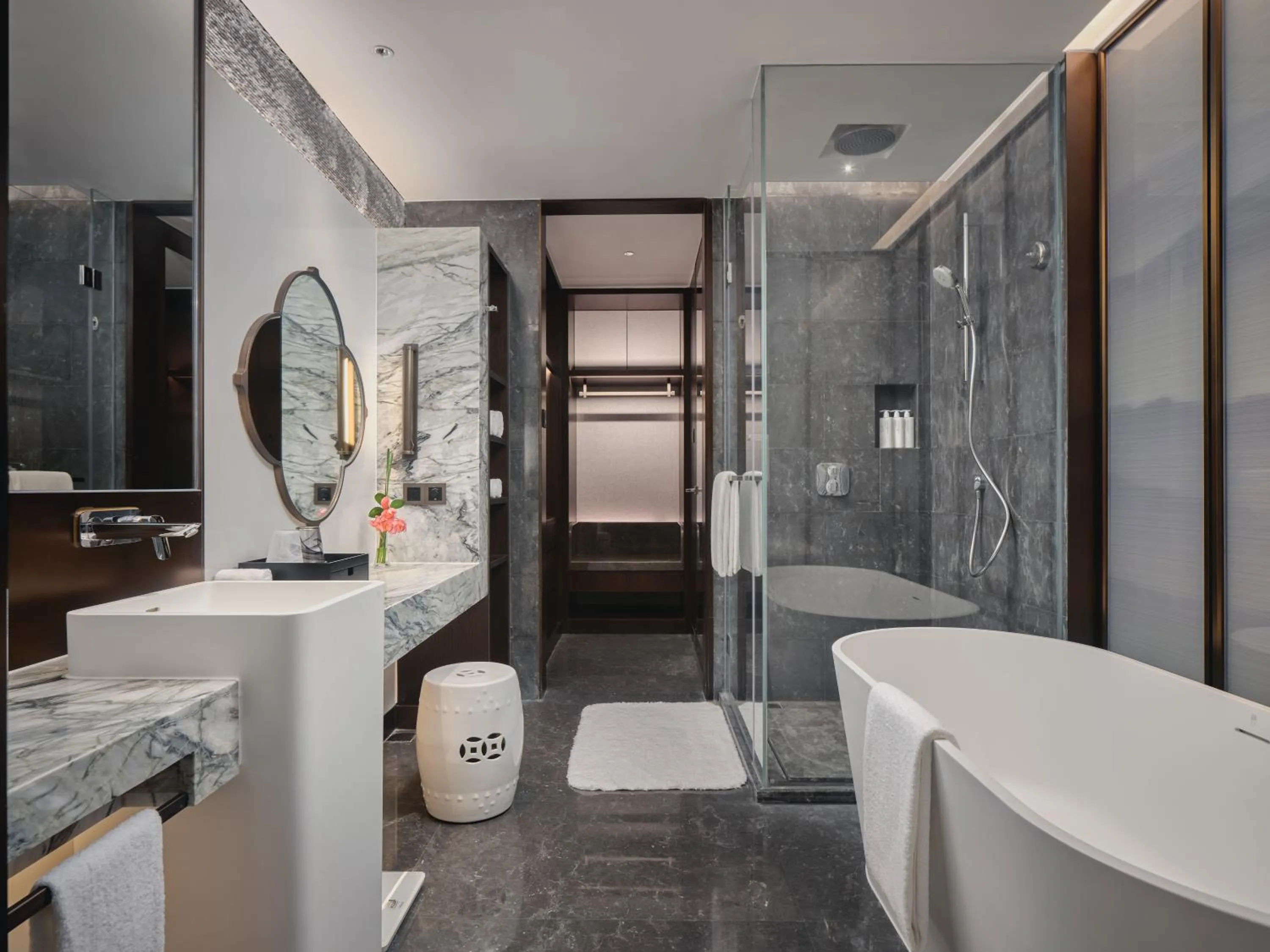 Shower, Bathroom in HUALUXE Kunshan Huaqiao, an IHG Hotel