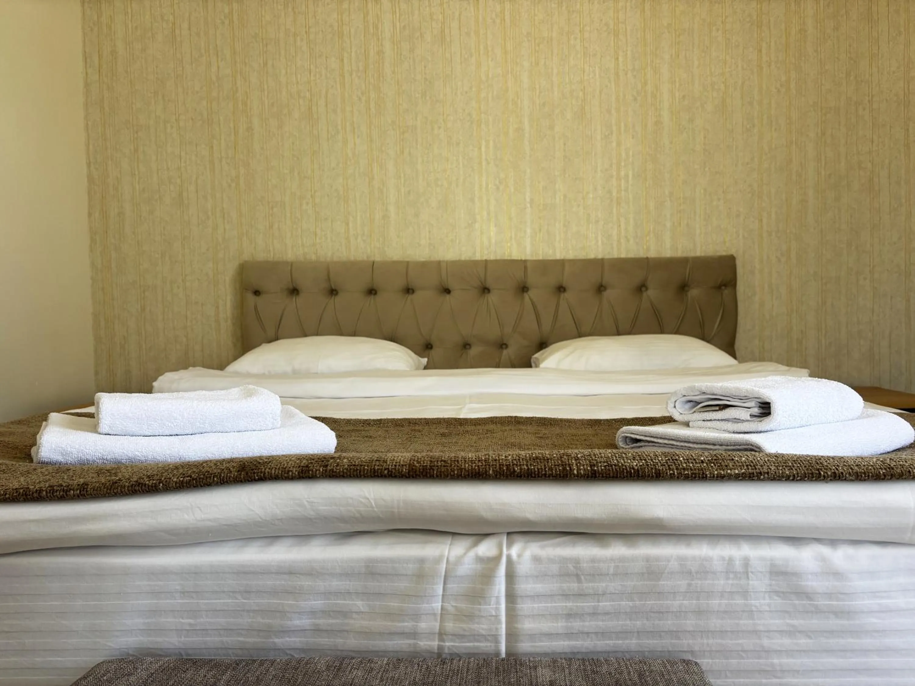 Bed in 21 Rooms Hotel