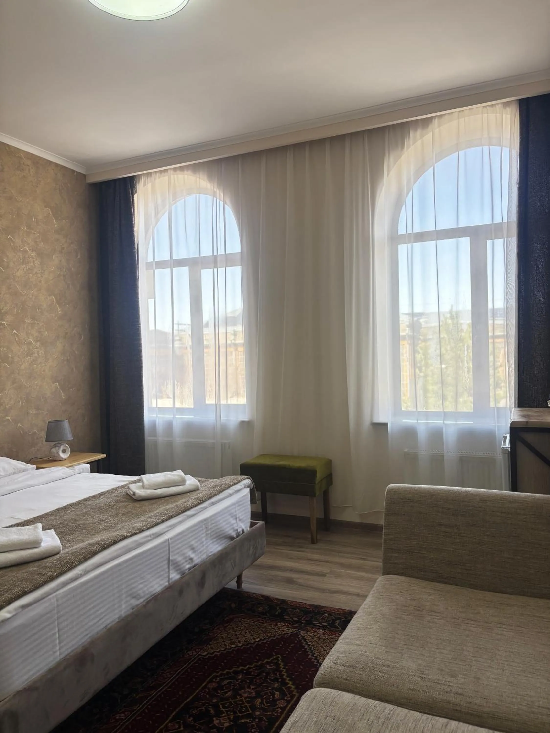 Bed in 21 Rooms Hotel