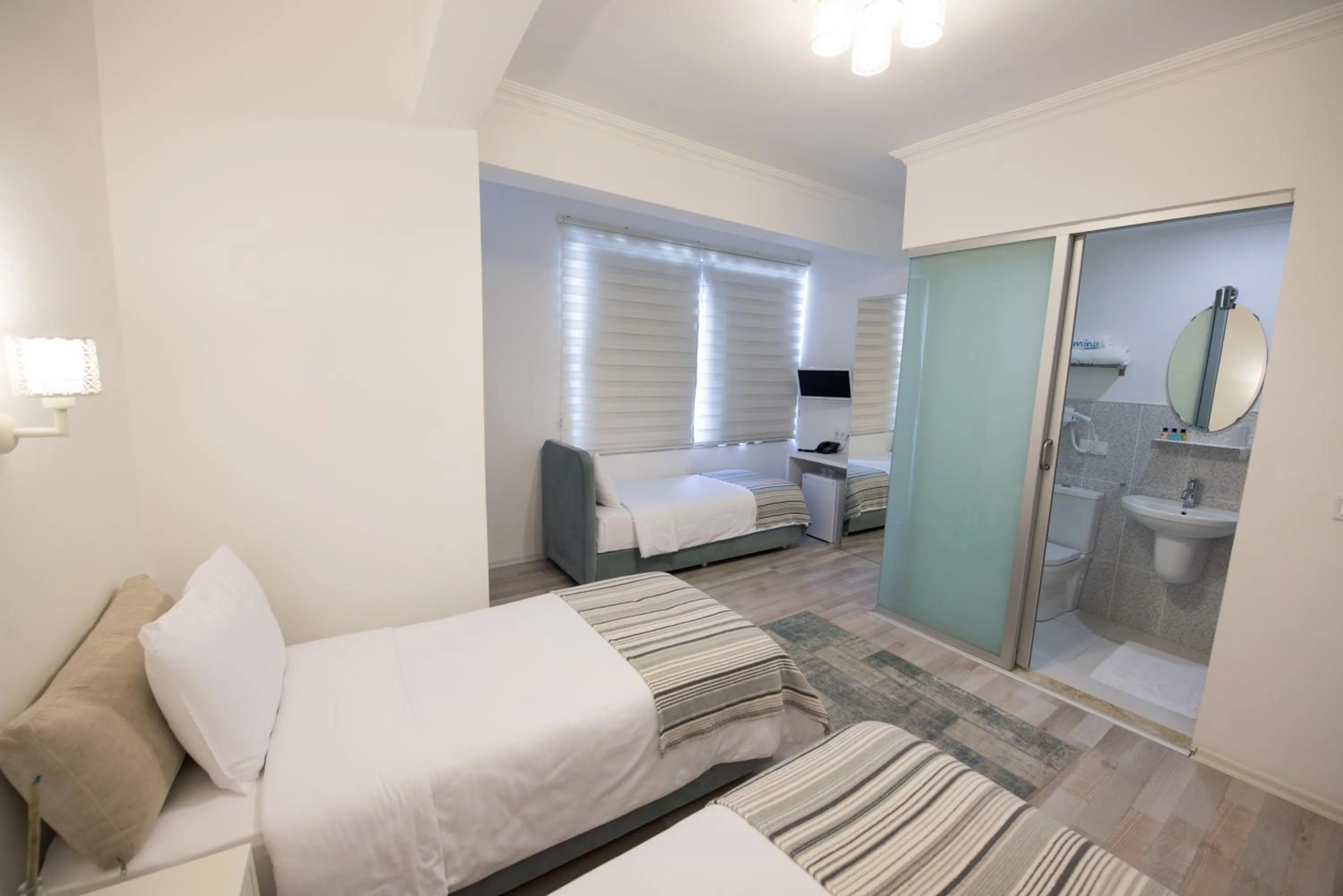 Shower in Minu Hotel