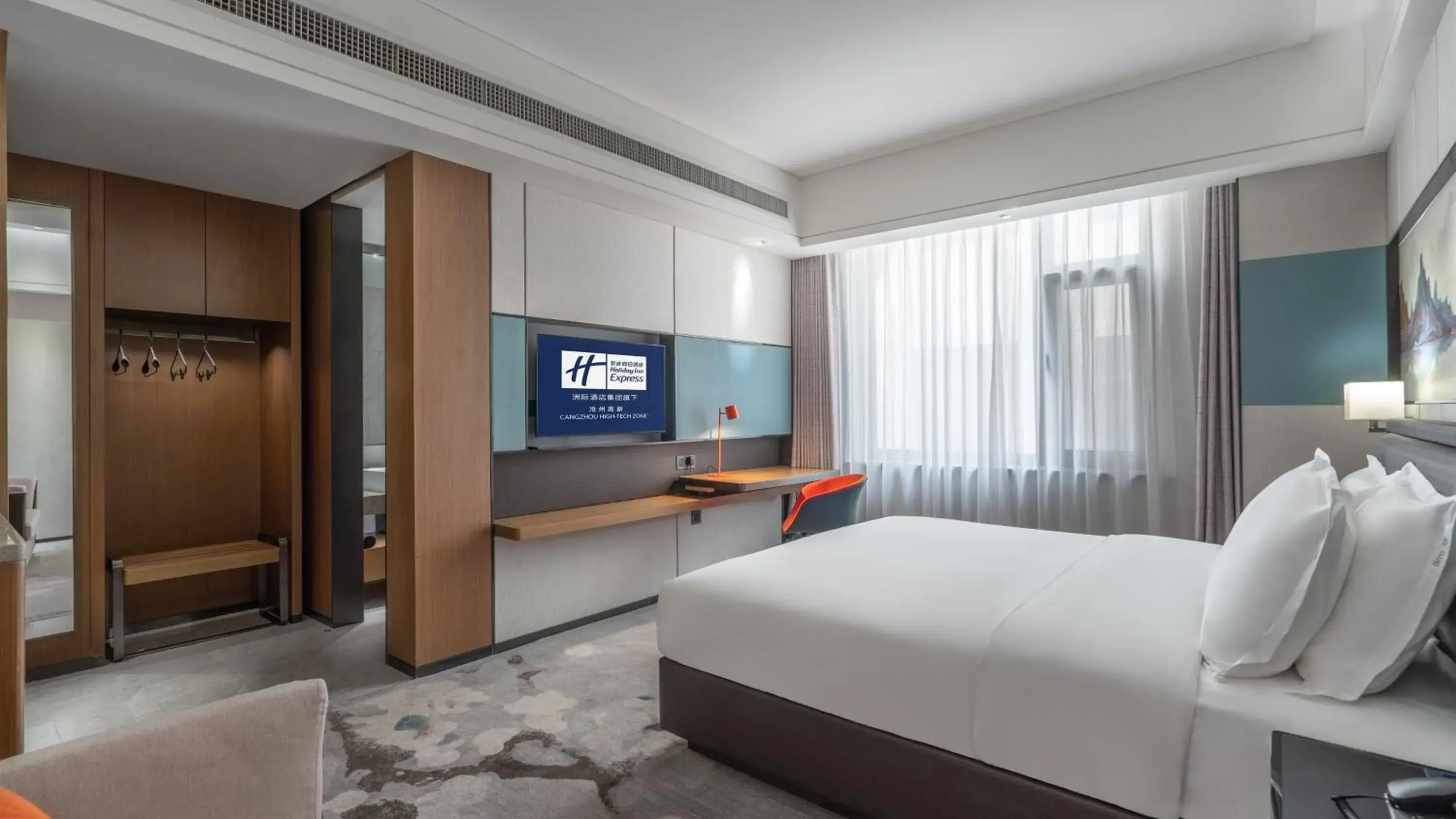 Bed in Holiday Inn Express Cangzhou High-Tech Zone by IHG Bed in Holiday Inn Express Cangzhou High-Tech Zone by IHG