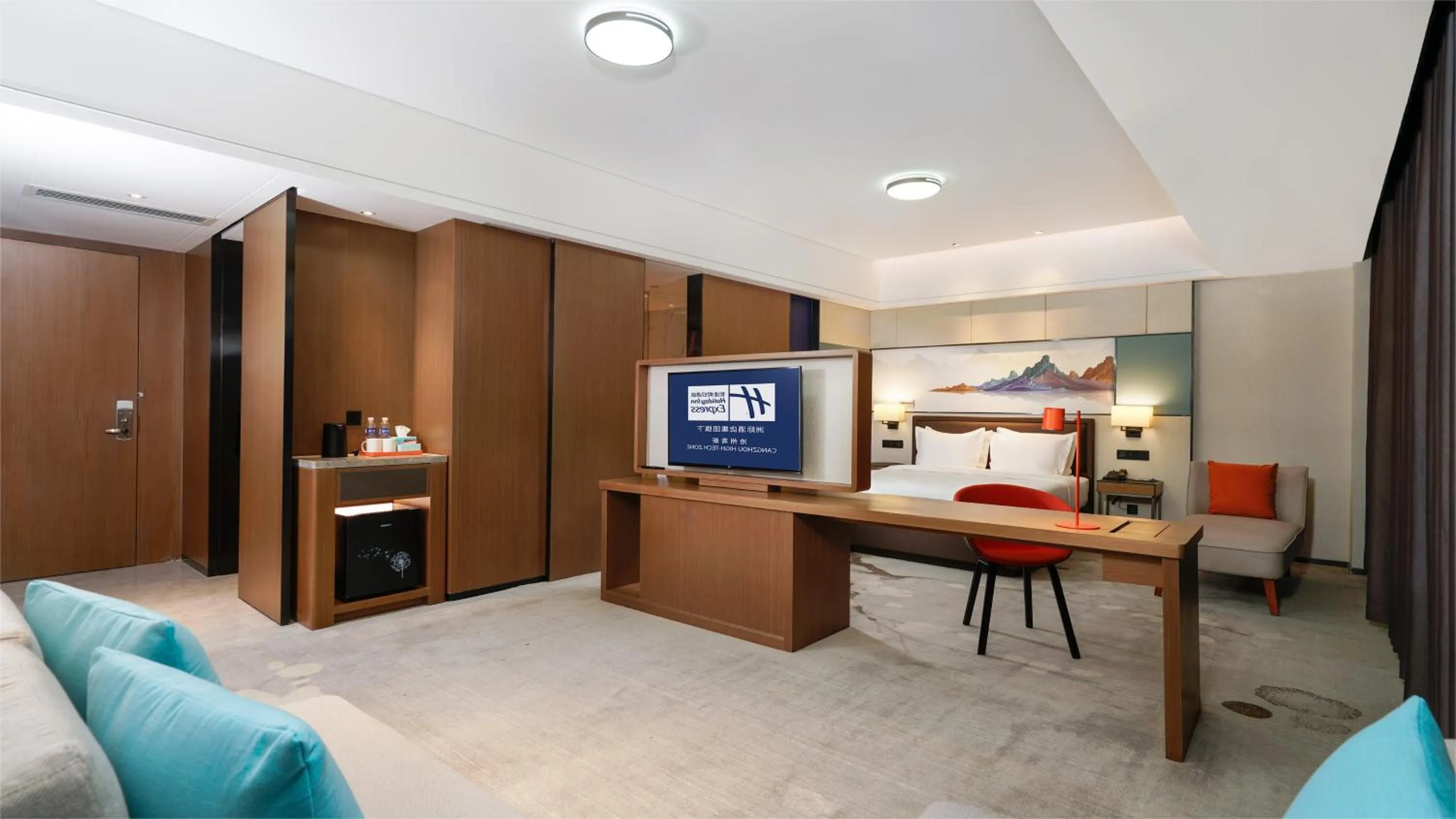 Bed in Holiday Inn Express Cangzhou High-Tech Zone by IHG