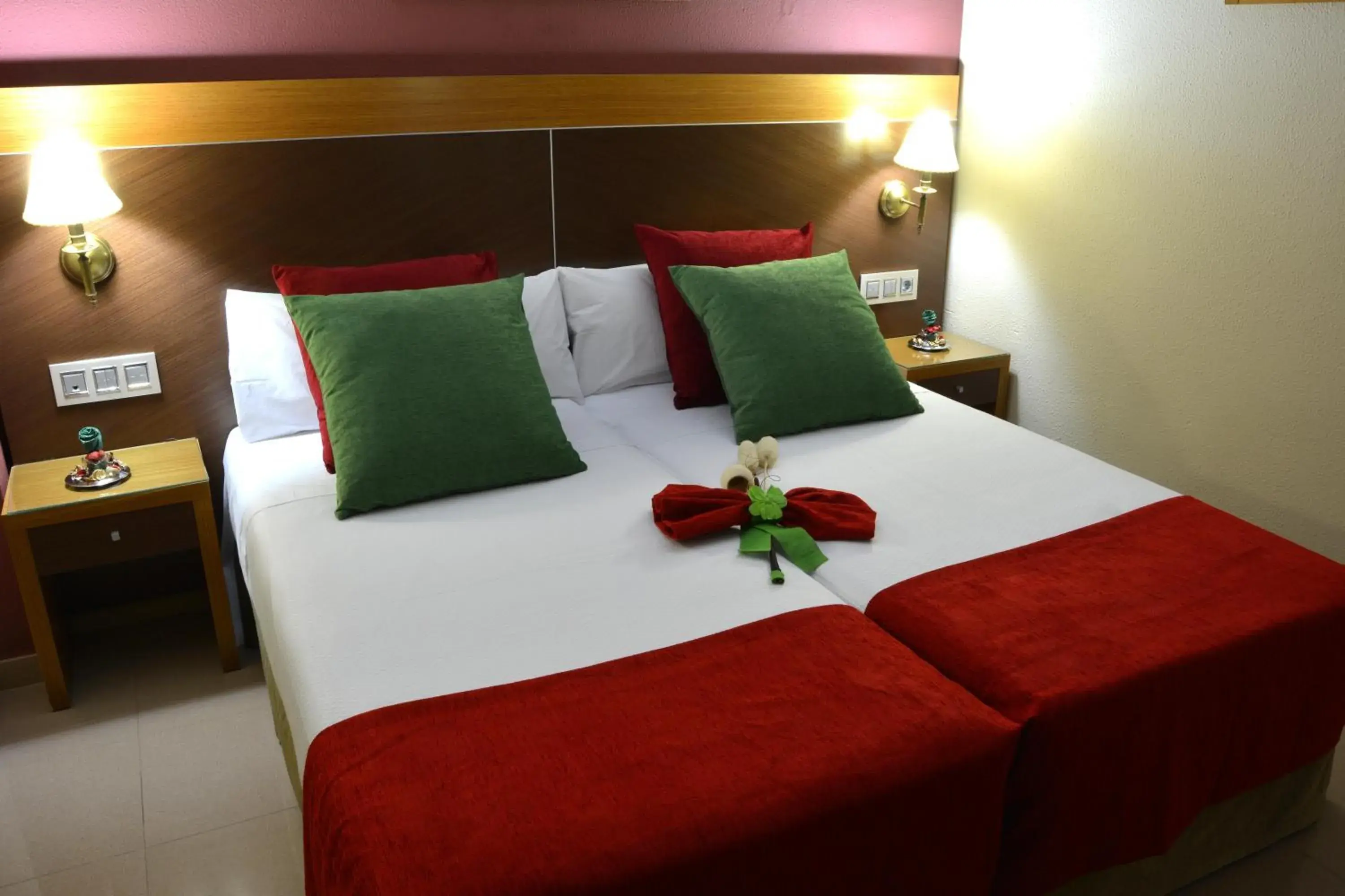 Property building, Bed in Hotel Regio 2 Property building, Bed in Hotel Regio 2