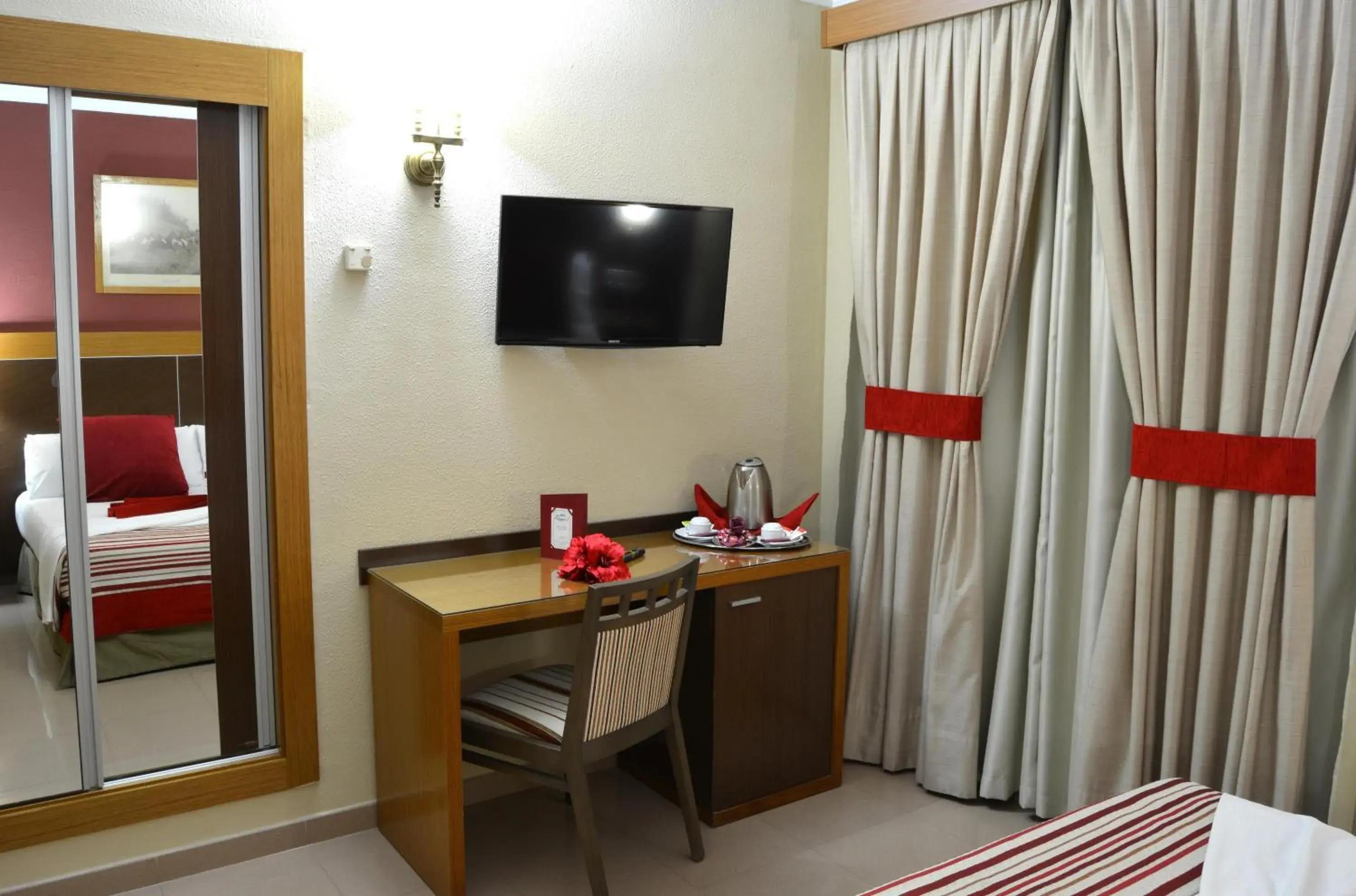 Photo of the whole room, Bed in Hotel Regio 2 Photo of the whole room, Bed in Hotel Regio 2