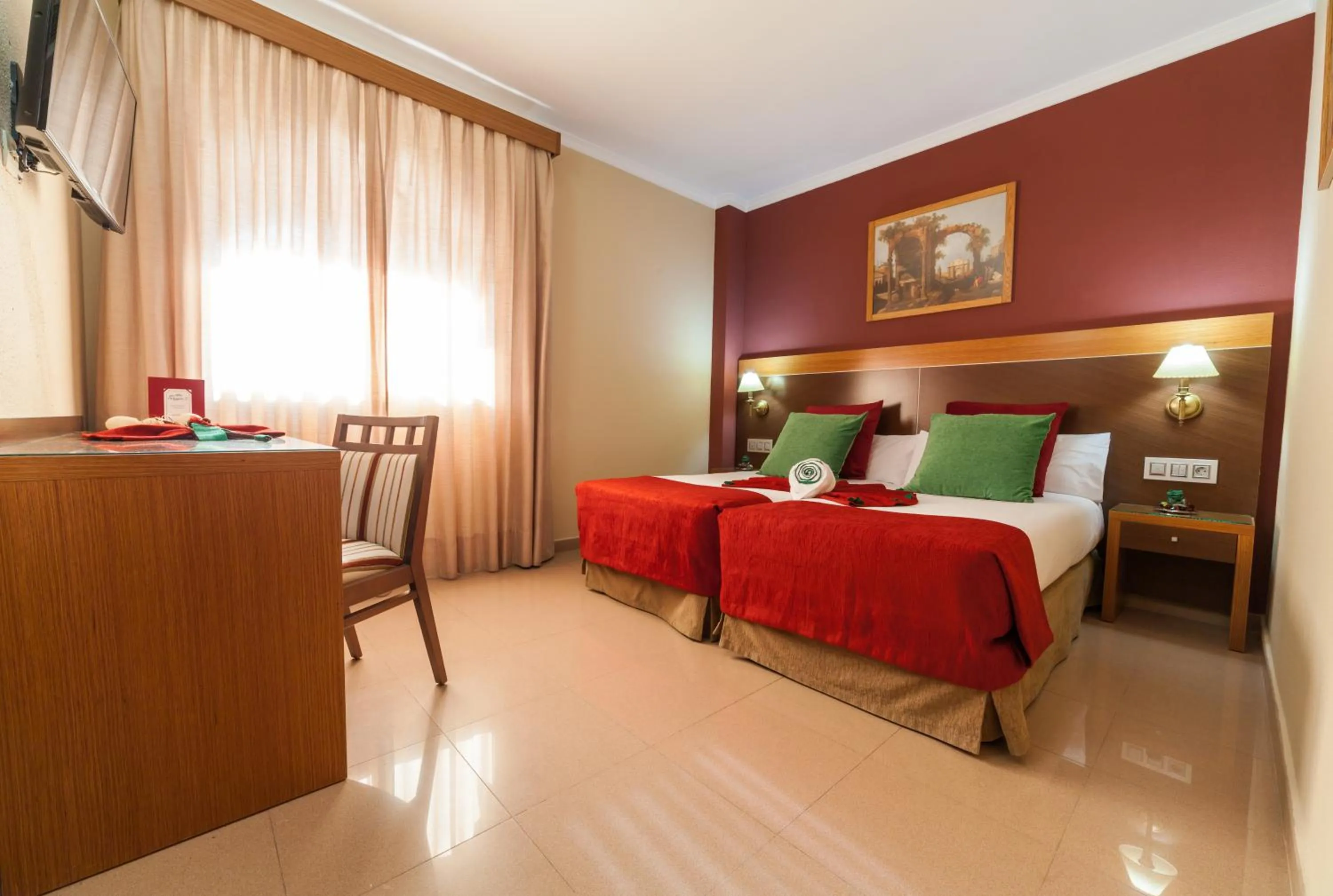 Property building, Bed in Hotel Regio 2
