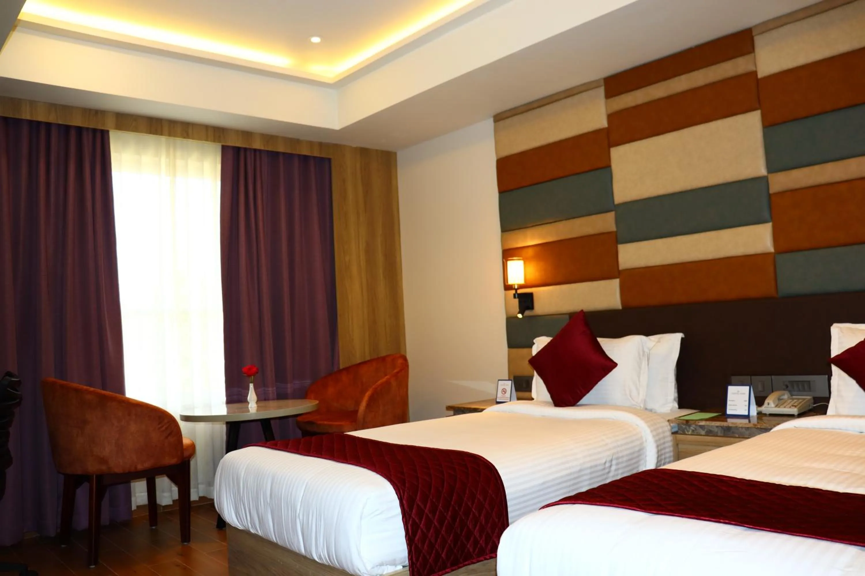 Bed in Capital Park Residency