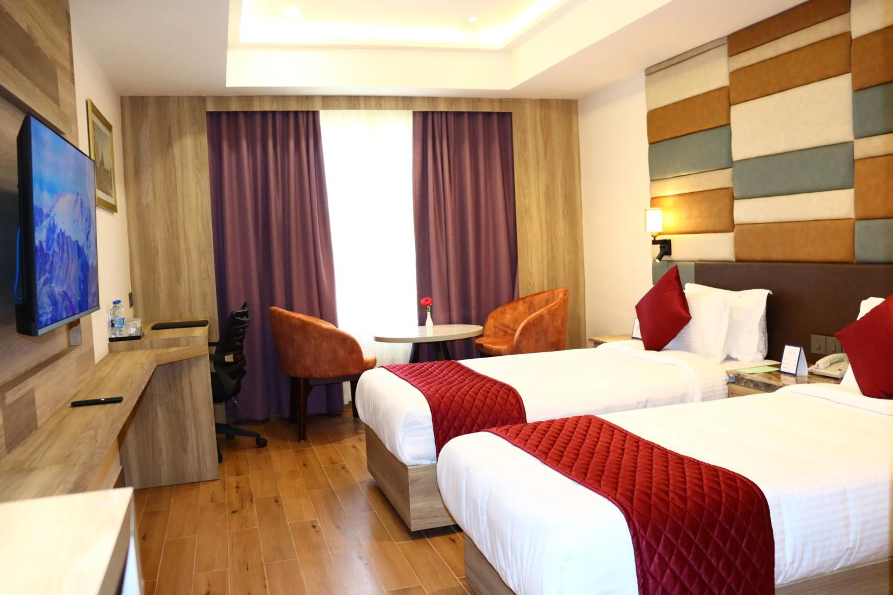 Bed in Capital Park Residency