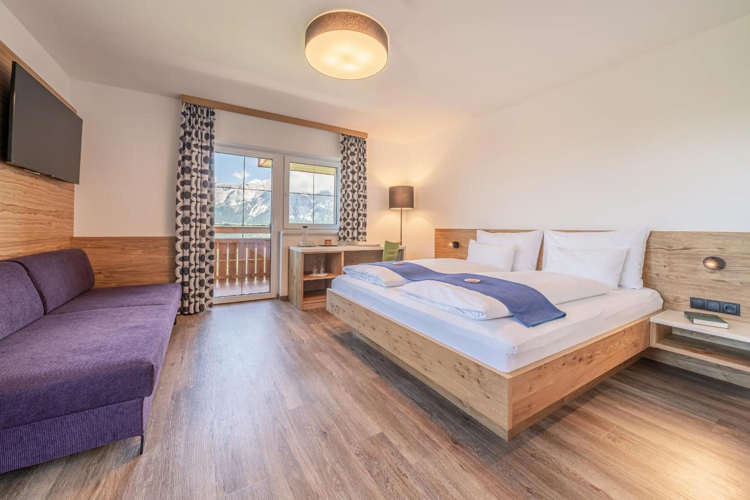 Photo of the whole room, Bed in Hotel Winterer