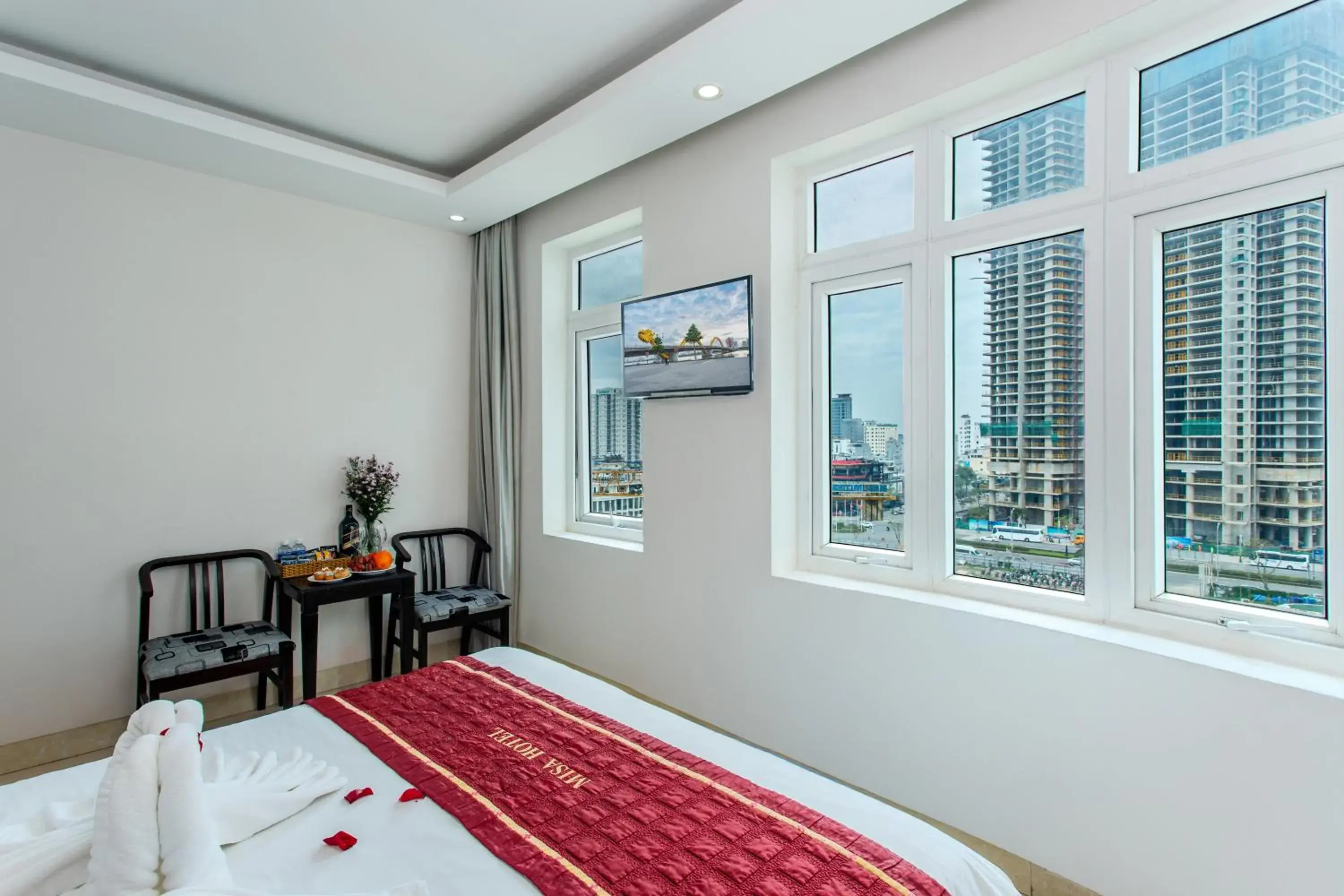 View (from property/room), Bed in Misa Hotel Da Nang View (from property/room), Bed in Misa Hotel Da Nang