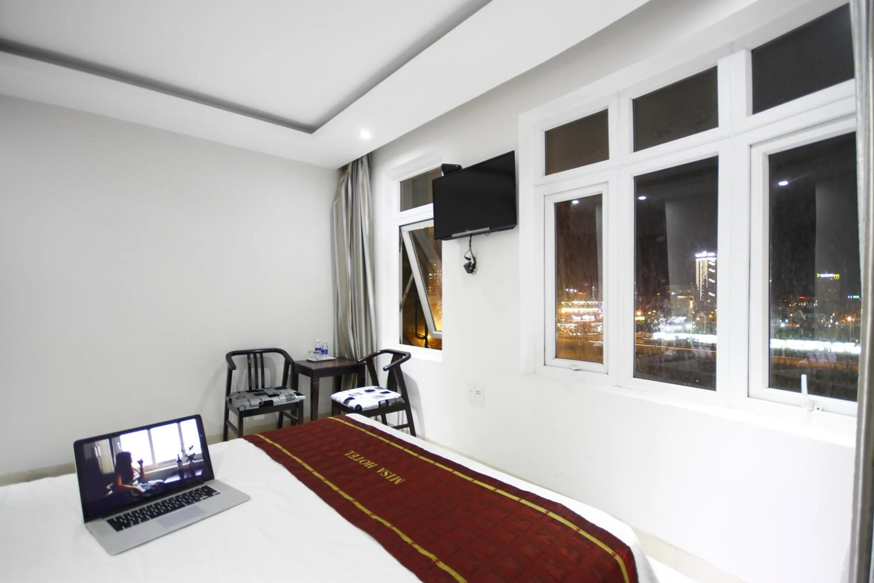 Photo of the whole room, Bed in Misa Hotel Da Nang