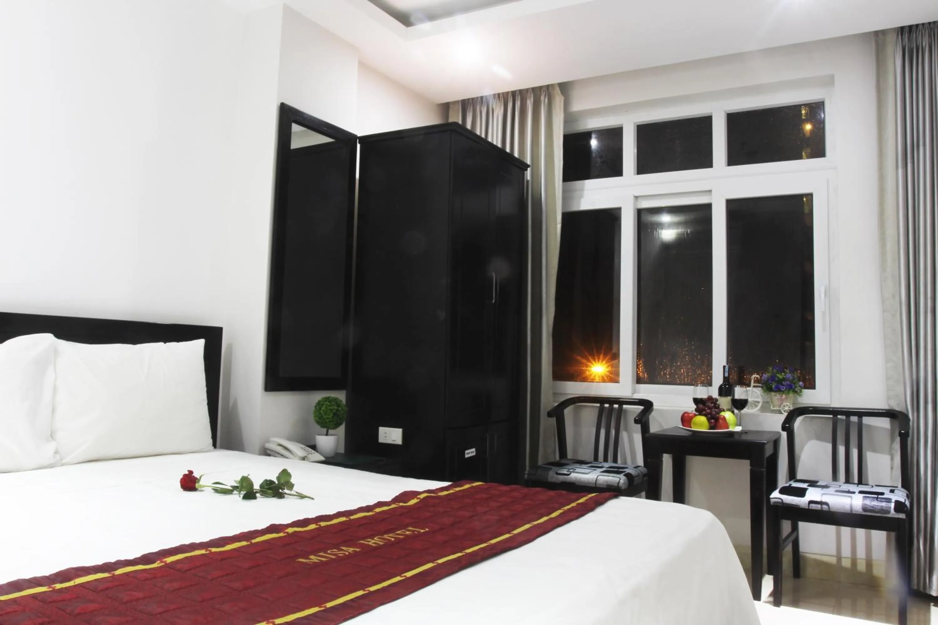 Photo of the whole room, Bed in Misa Hotel Da Nang