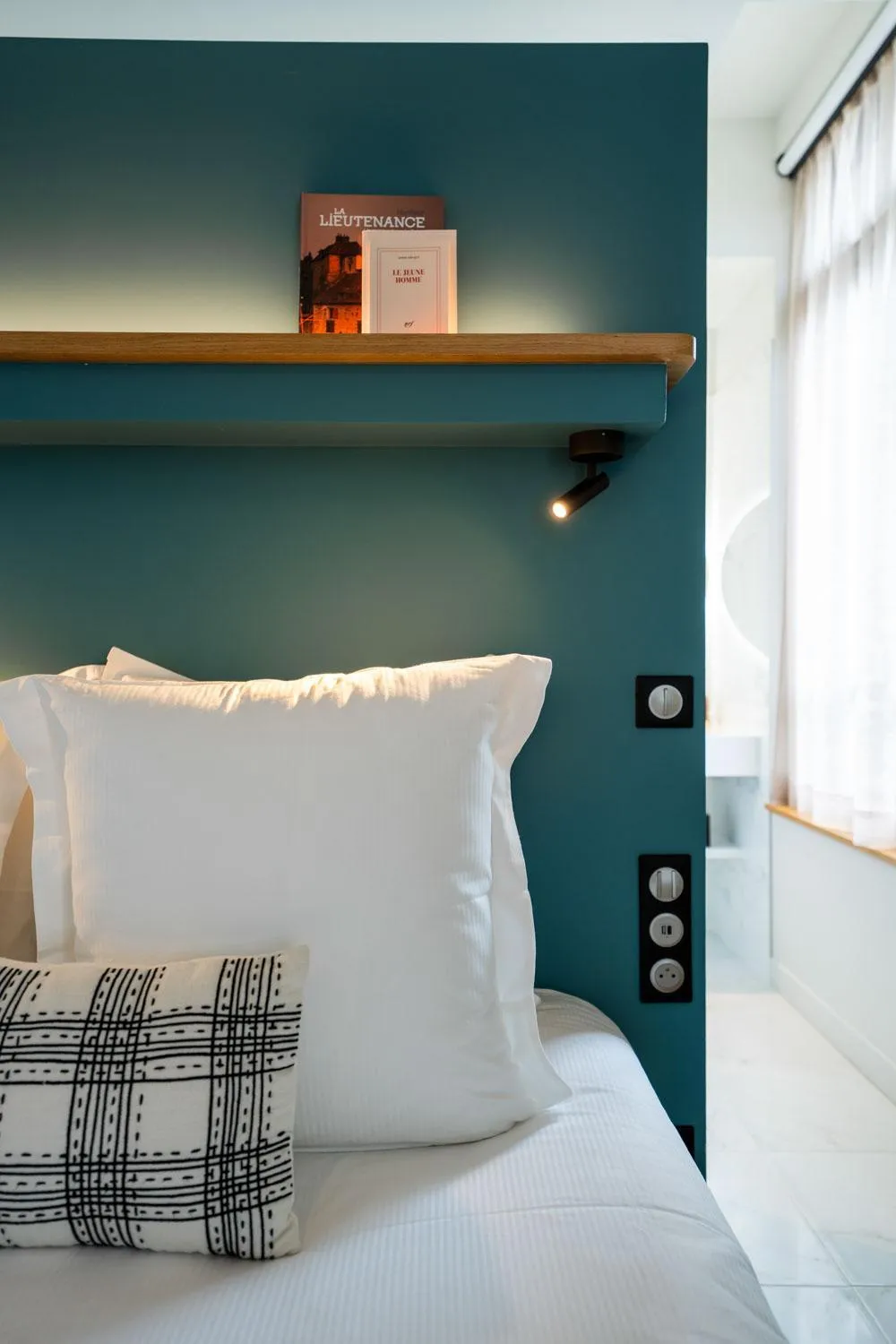Bedroom, Bed in L'INVITATION AU VOYAGE - Hôtel & Spa
